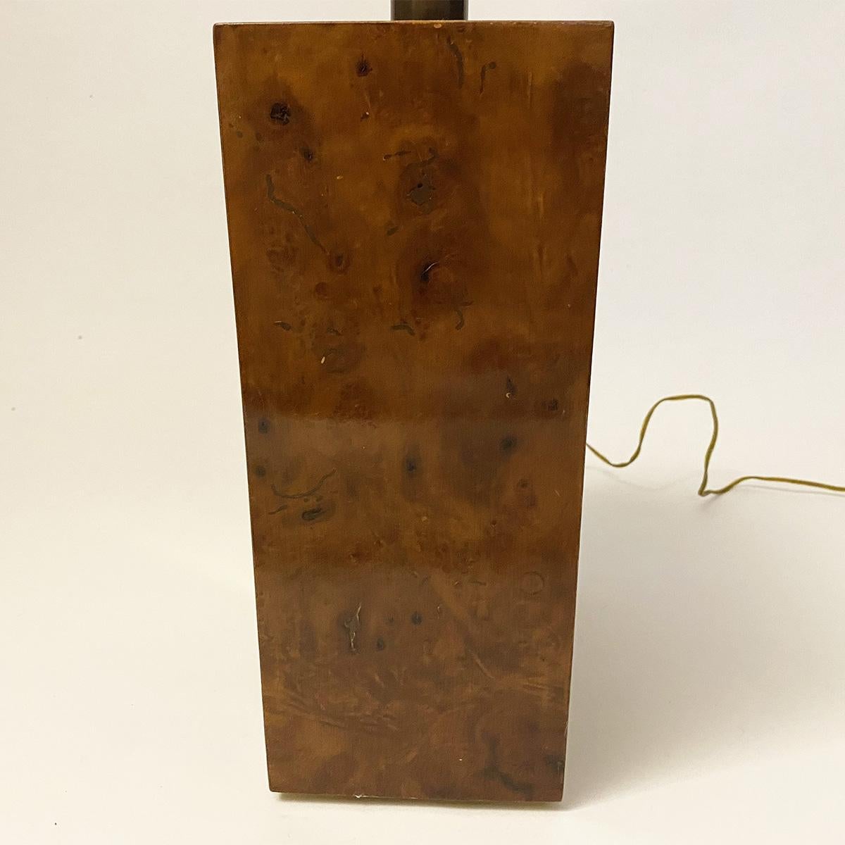 Modernist Lamp in Thuya Burl Wood and Brass, in the Style of Willy Rizzo, 1970s For Sale 2