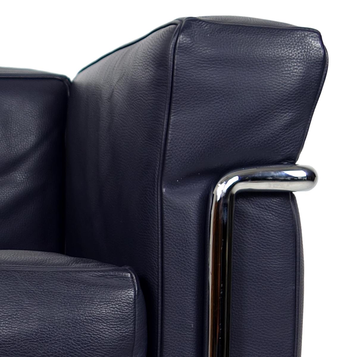 Modernistischer Sessel LC2 Easy Chair von Le Corbusier und Charlotte Perriand für Cassina im Angebot 4