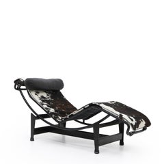 Modernist Le Corbusier by Cassina LC4, "Poneyskin" Leather on Black Frame, 1970s