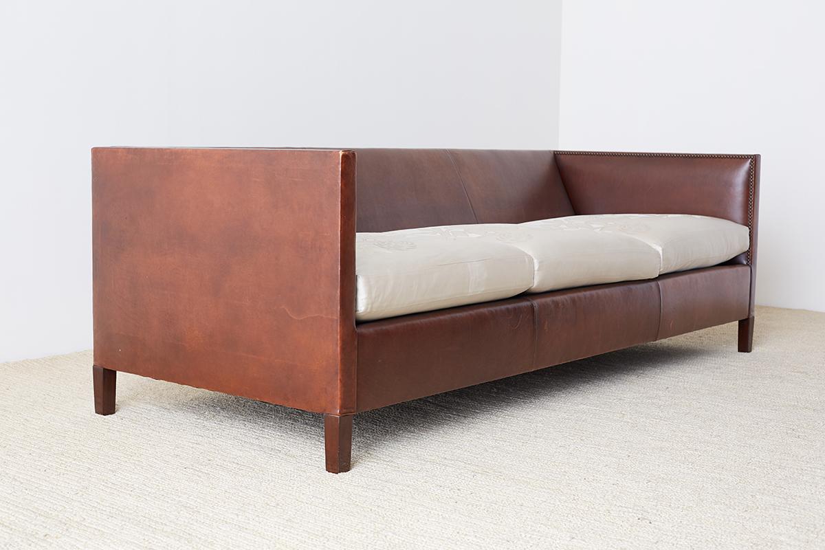 Modernist Leather Three-Seat Case Sofa (Moderne)