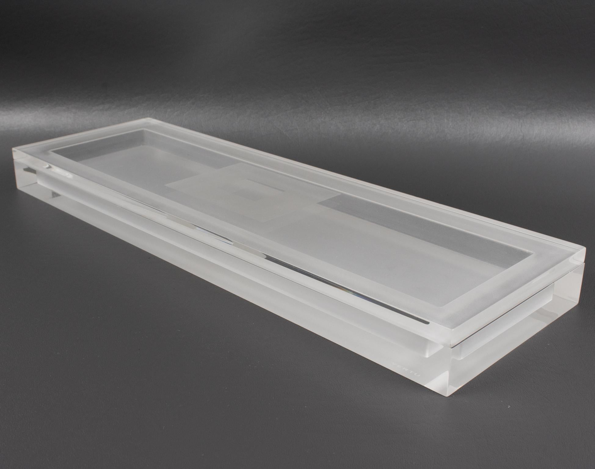 Italian Modernist Long and Flat Lucite Box, 1980s For Sale