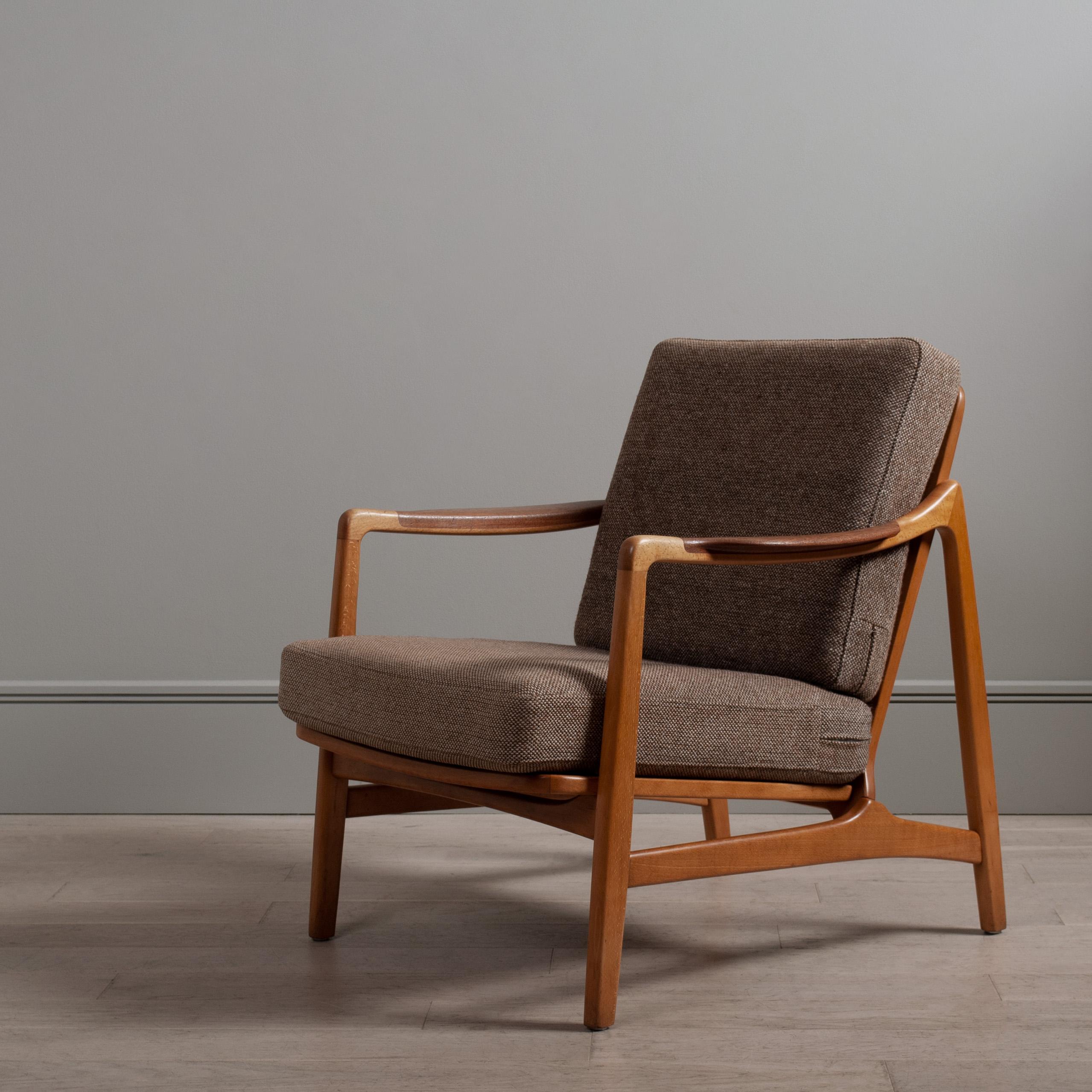 Scandinavian Modern Modernist Lounge Chair, Tove & Edvard Kindt Larsen For Sale