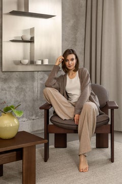 Modernist Lounge Chair with Wooden Armrests in Wool — Archipen by NOOM