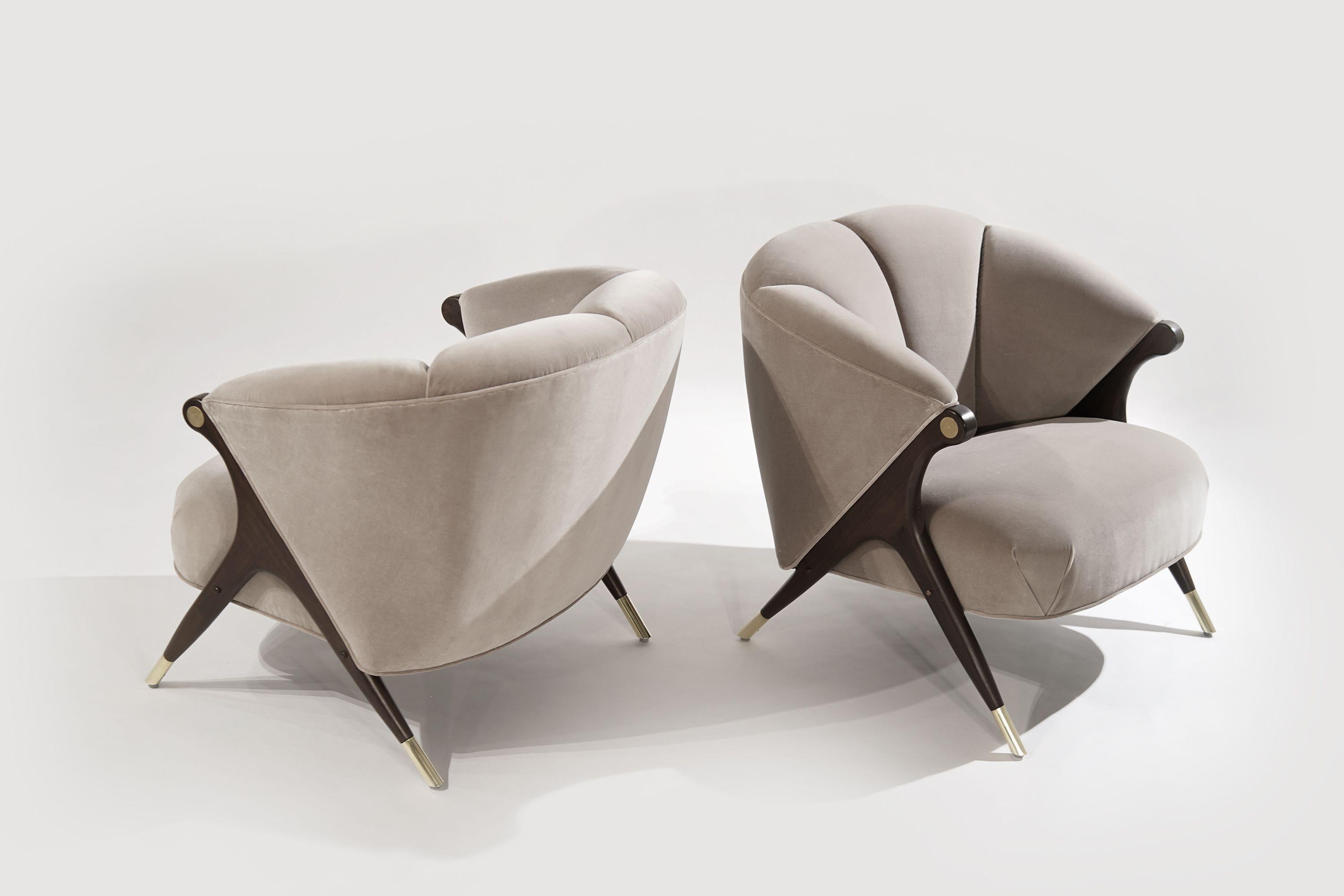 Modernist Lounge Chairs by Karpen of California 1