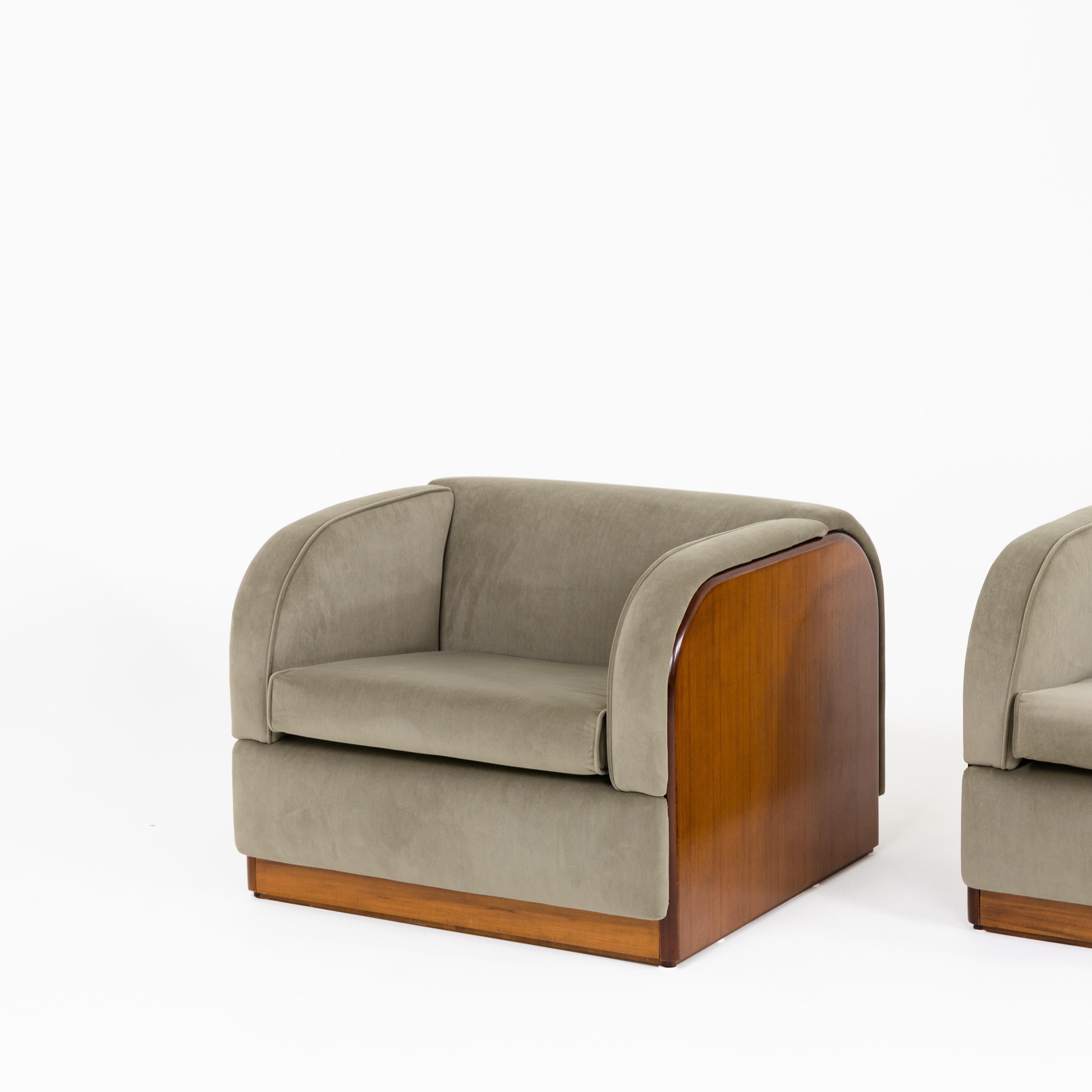 Modernist Lounge Chairs, Probably Italy, 1940s 1