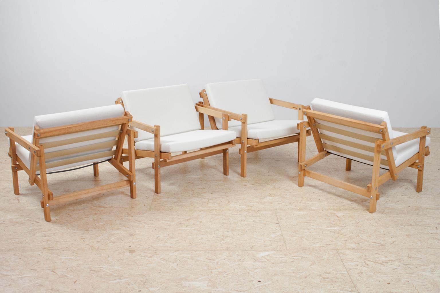 Dutch Bauhaus inspired set of 4 Lounge Chairs in Beech by Martin Visser 1974-1986