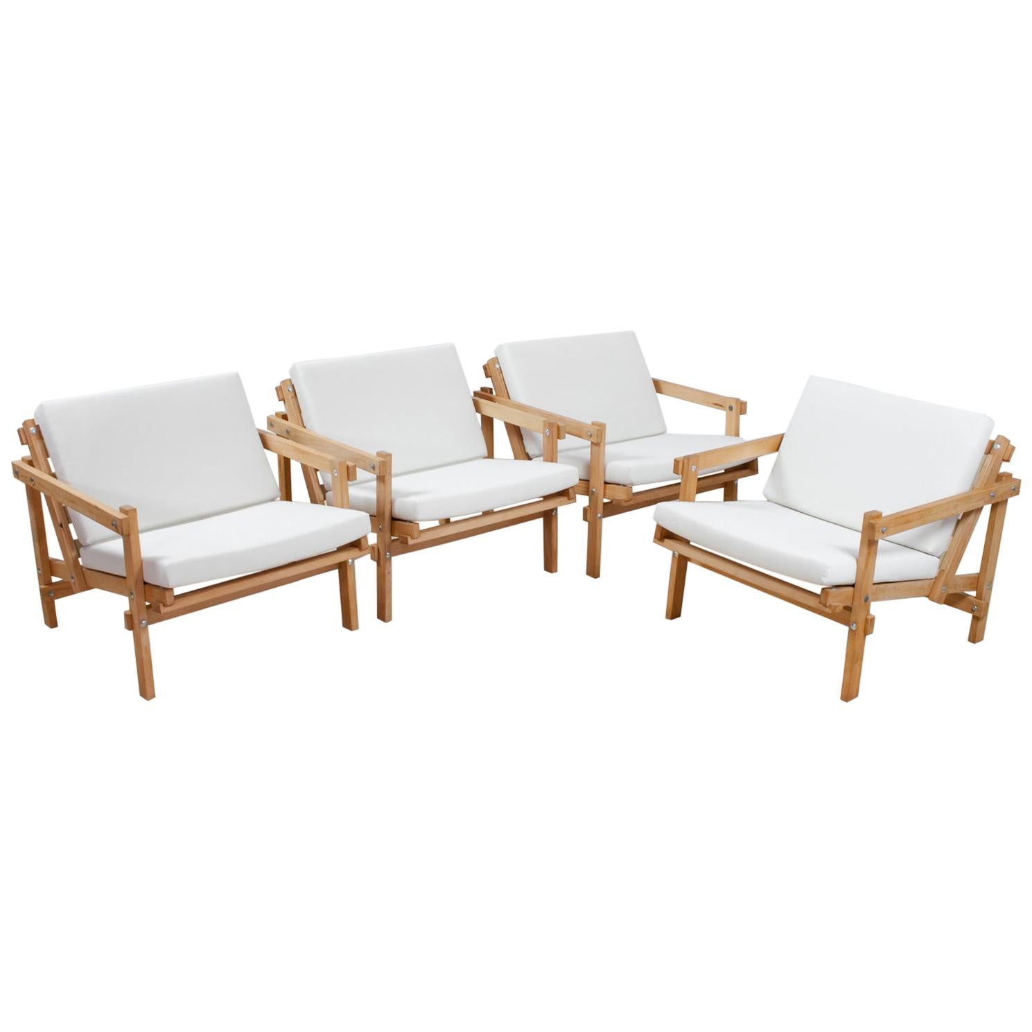 Bauhaus inspired set of 4 Lounge Chairs in Beech by Martin Visser 1974-1986