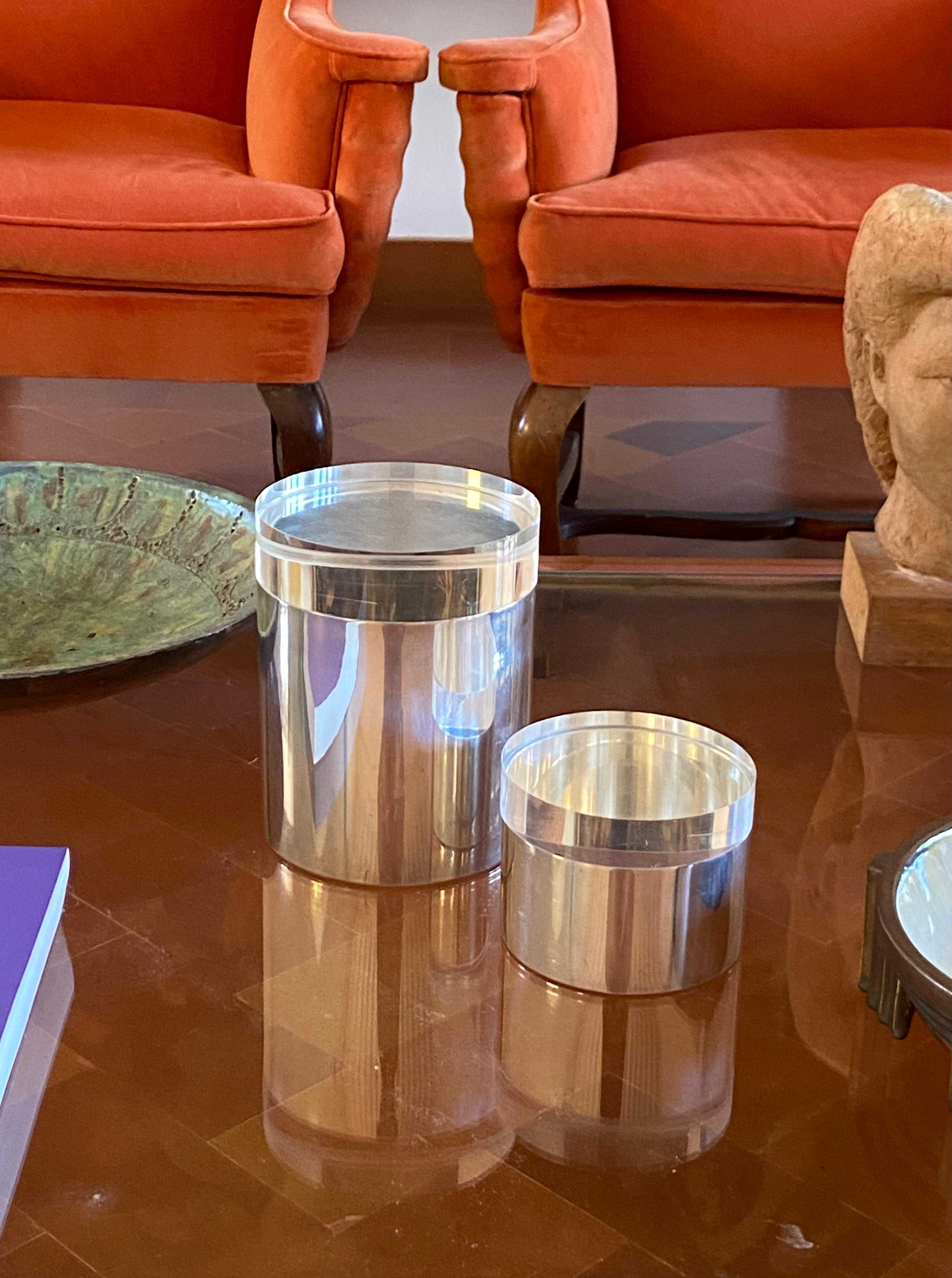 Juego de cajas modernistas de lucita y baño de plata, Mellerio París, Francia Años 70 Regencia de Hollywood en venta