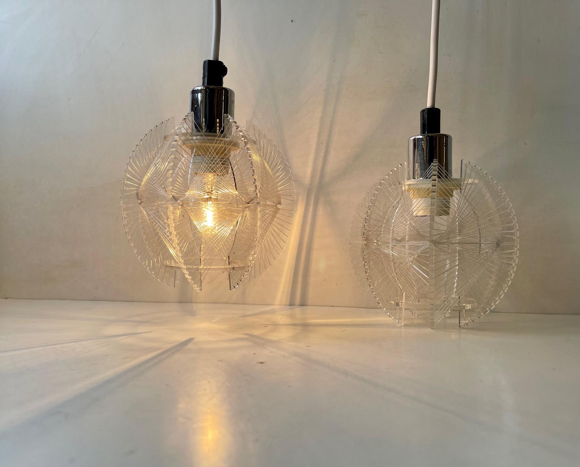 Metà XX secolo Lampade da soffitto moderniste in lucite e corda di Paul Secon per Sompex, Germania, anni '70 in vendita