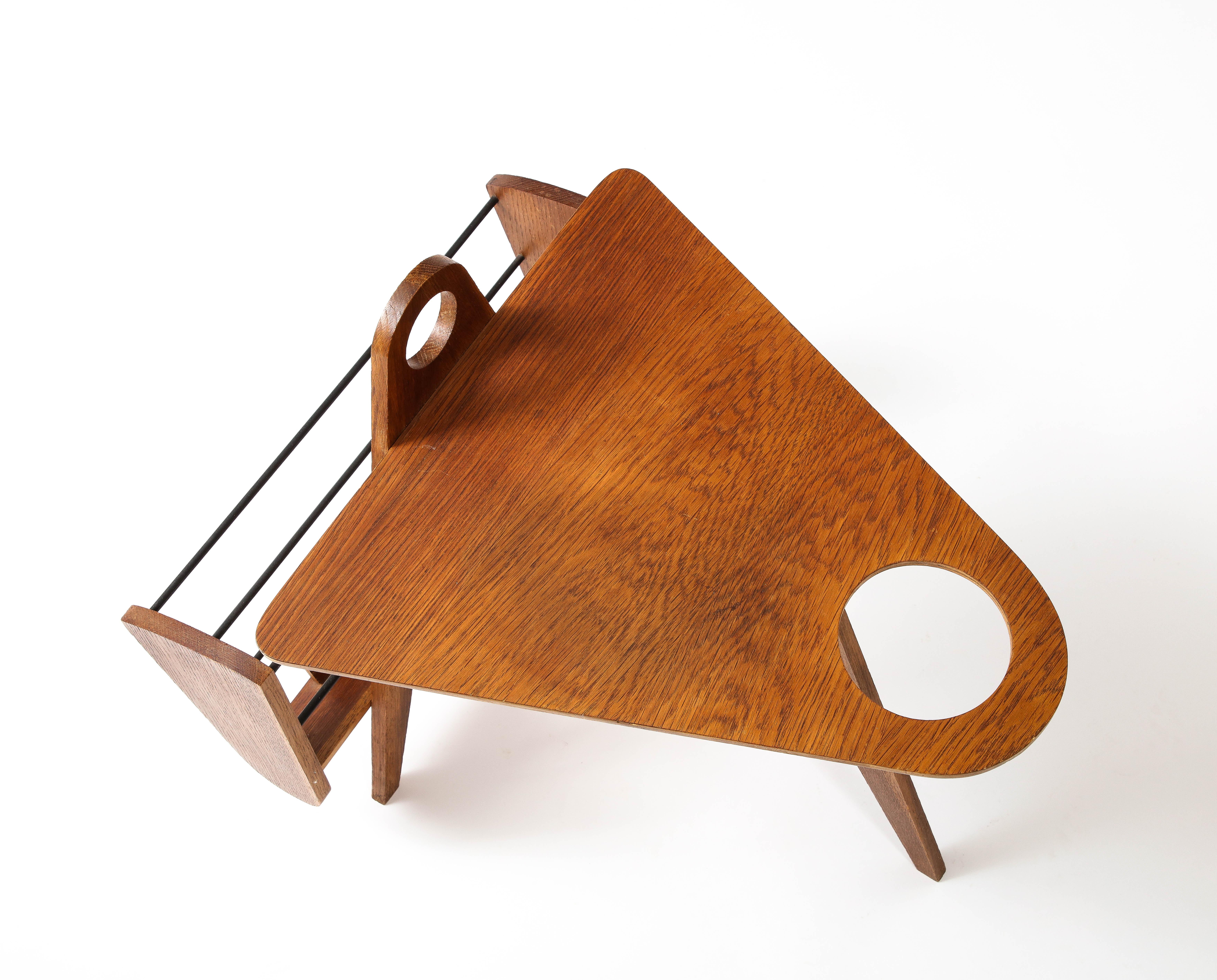 Modernist Magazine Rack, France 1950s In Good Condition For Sale In New York, NY