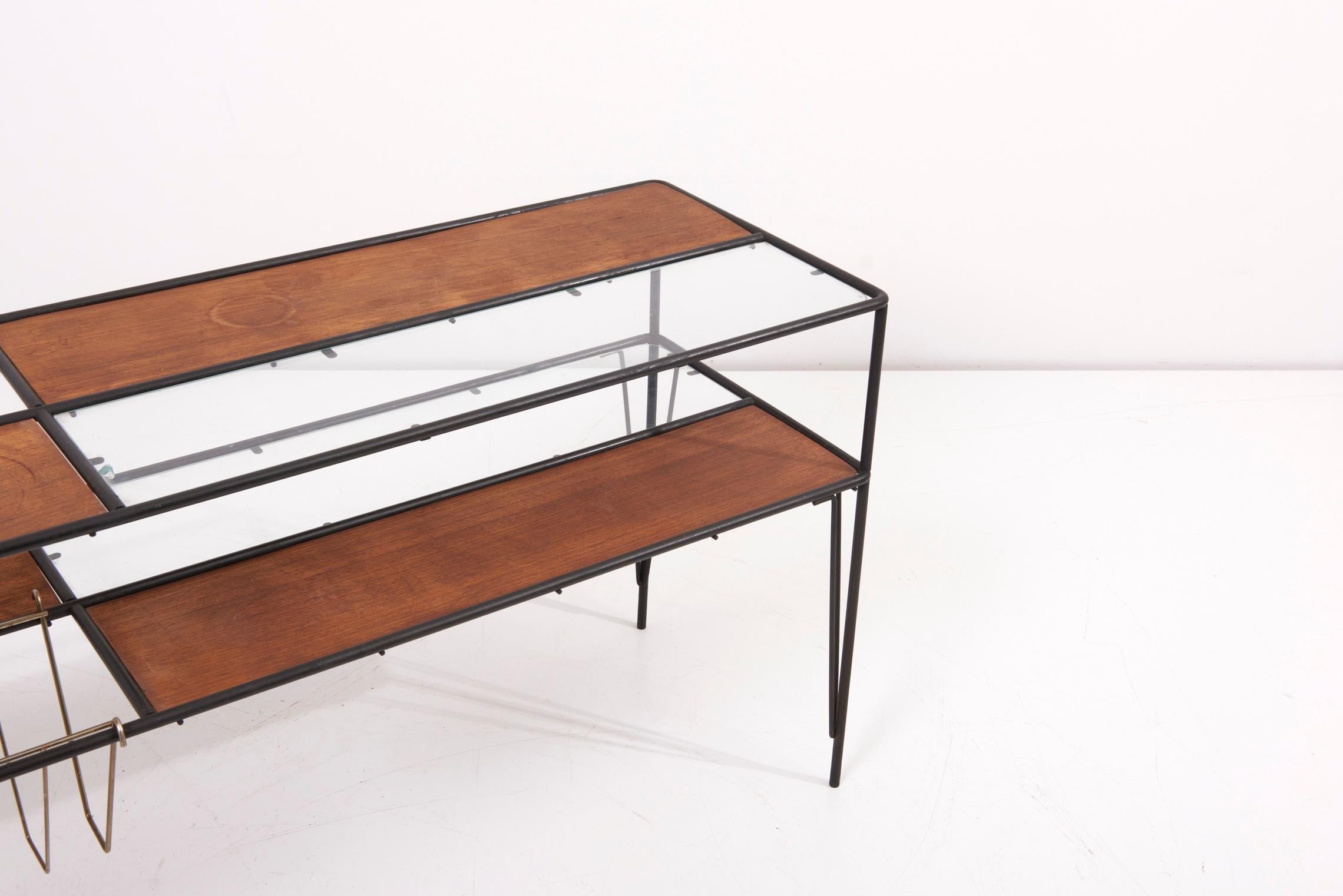 Modernist Magazine Rack or Side Coffee Table in Metal, Wood and Glass, US 1950s For Sale 3