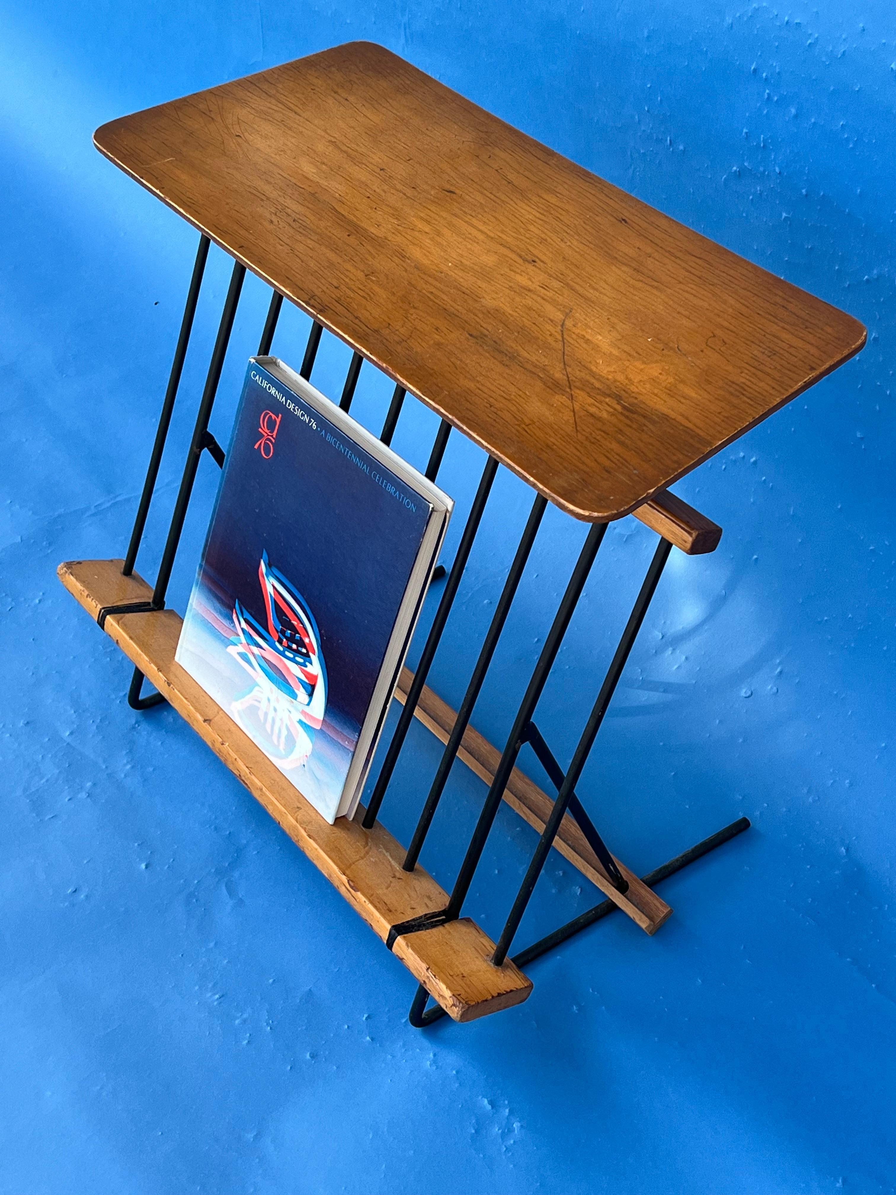 Modernist Magazine Table ca' 1950's In Good Condition For Sale In St.Petersburg, FL