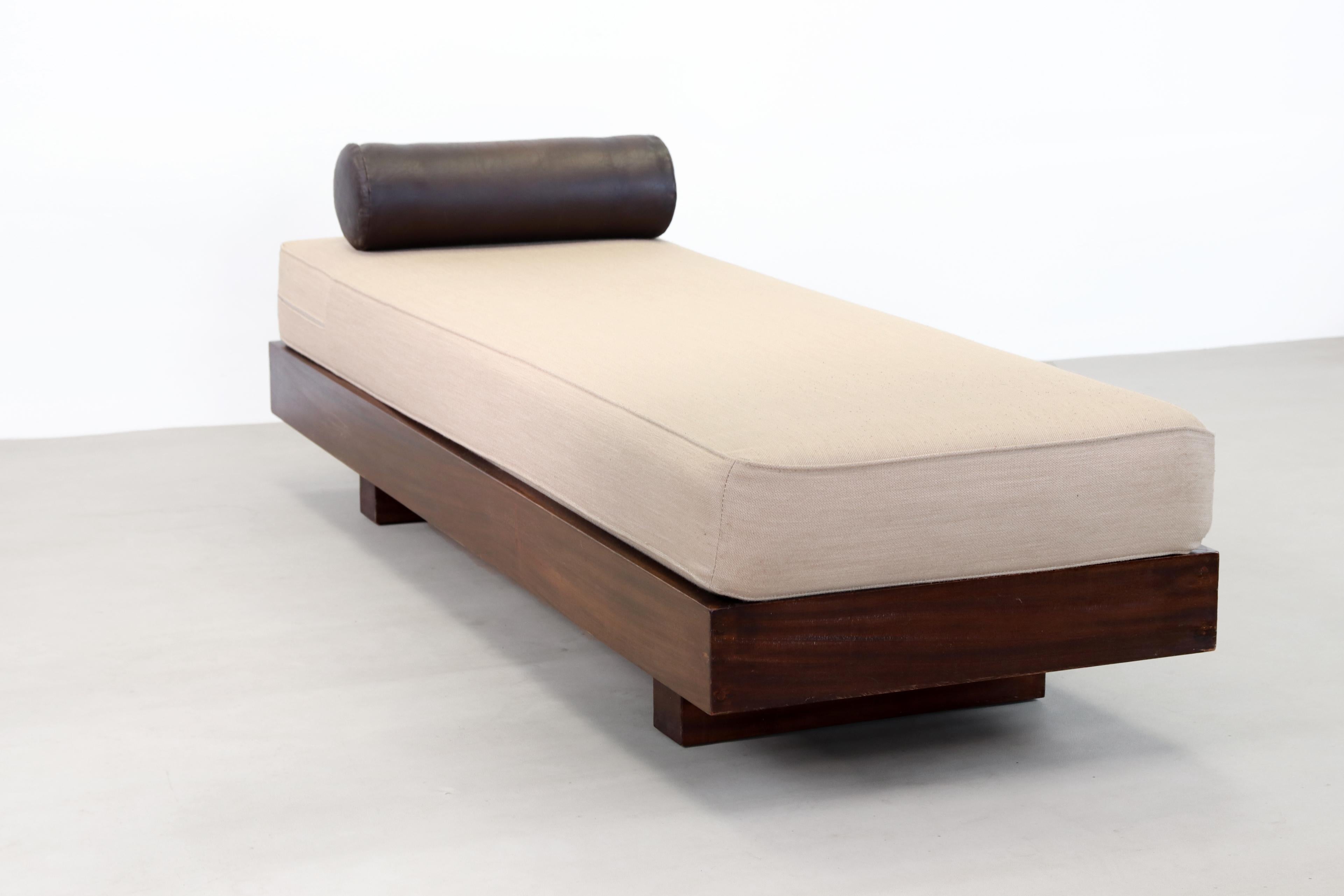 20th Century Modernist Mahogany Daybed in the Style of Charlotte Perriand, France, 1950s