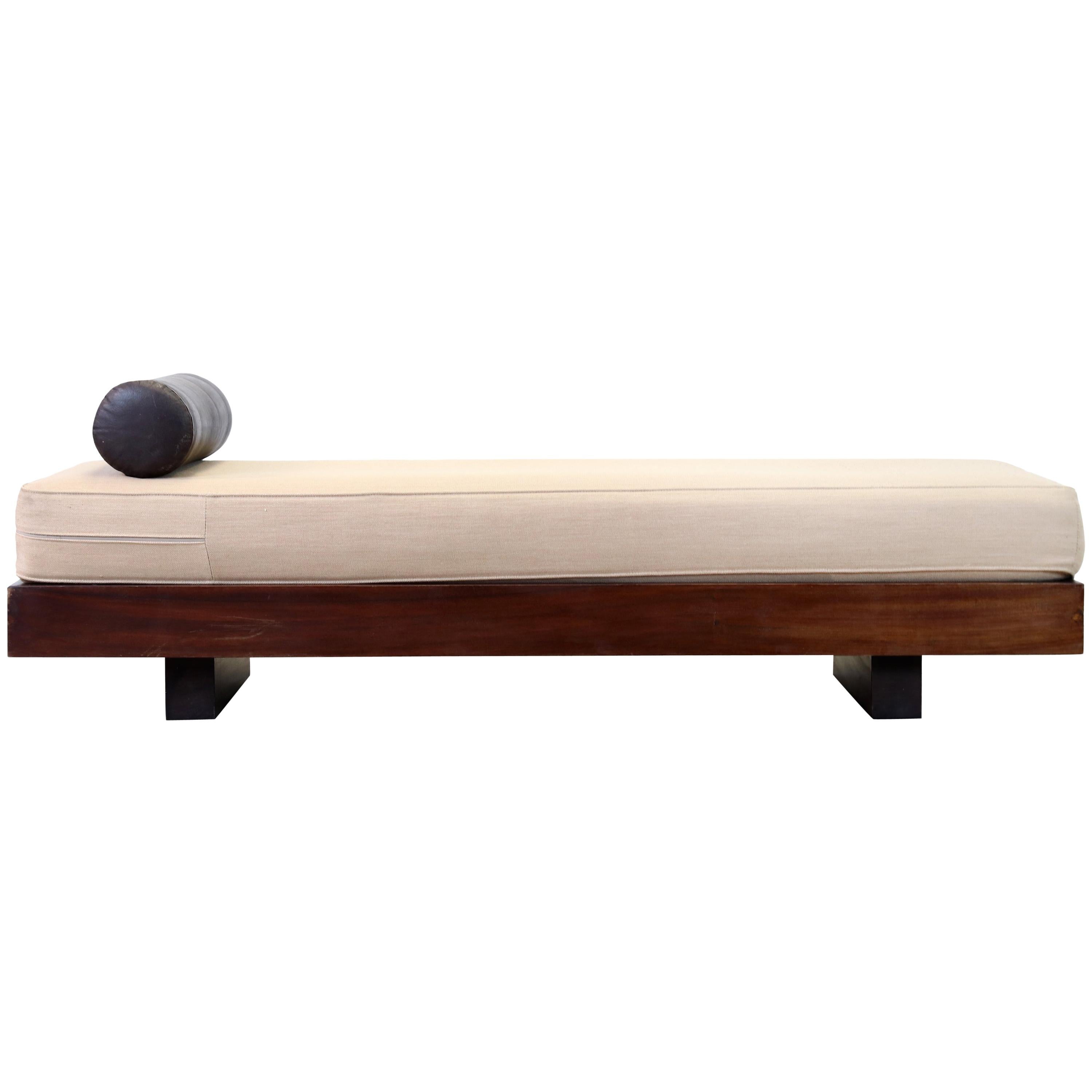 Modernist Mahogany Daybed in the Style of Charlotte Perriand, France, 1950s