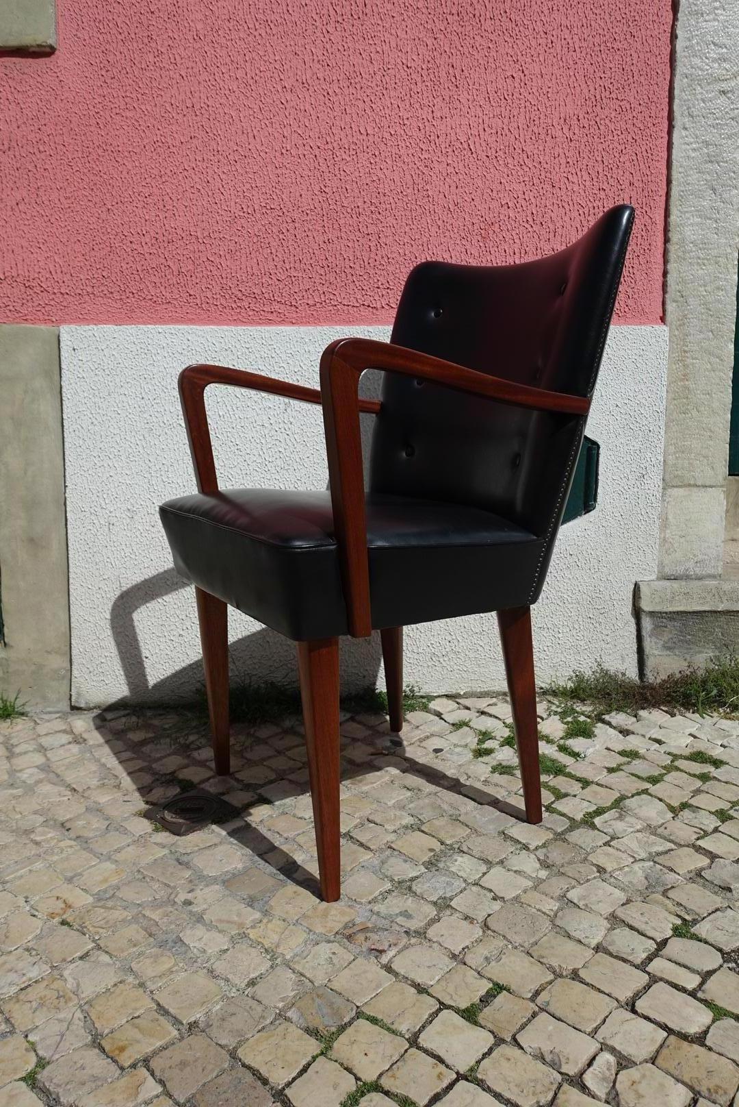 Portuguese Modernist Mahogany Model Paris Armchair, by José Espinho, for Olaio, 1968