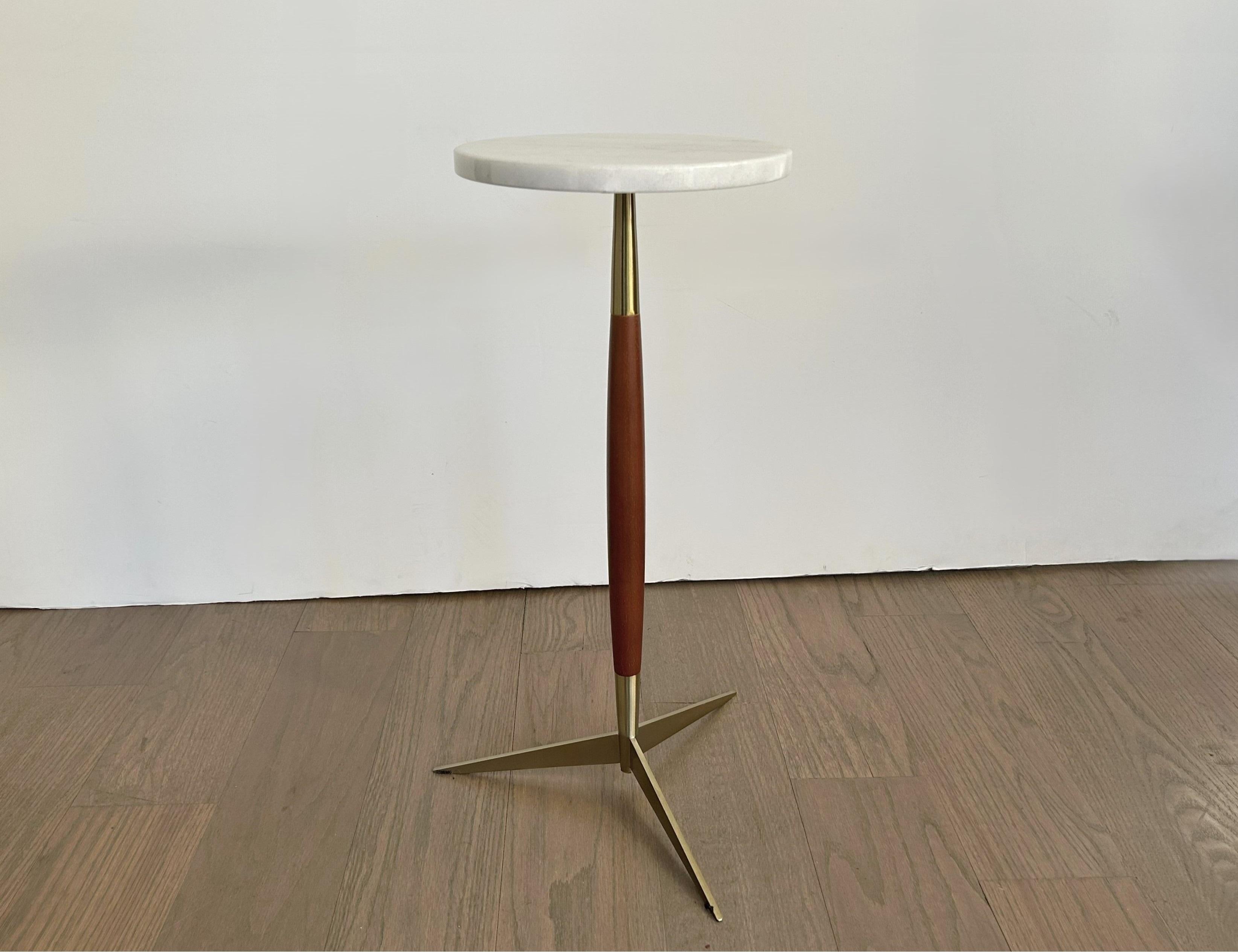 Modernist Marble Top Walnut & Brass Tripod Martini Table In Good Condition In Dallas, TX