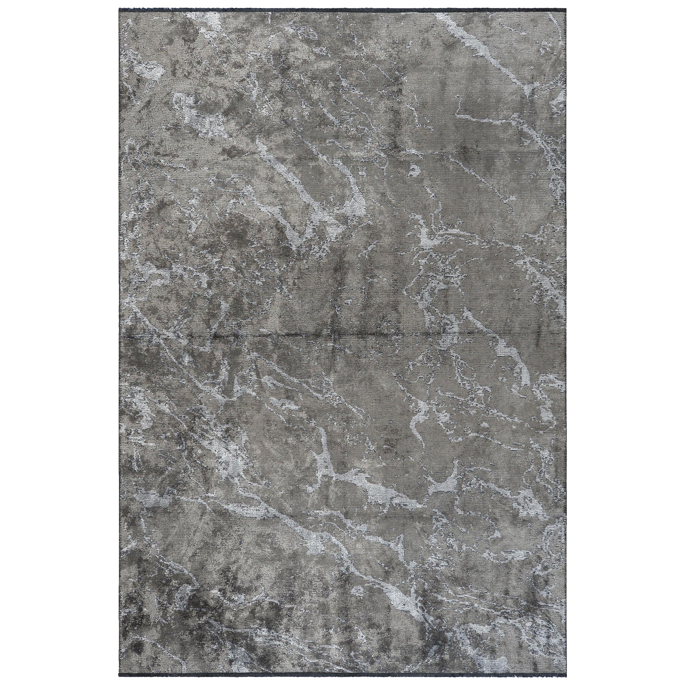 Modernist Medium Gray Abstract Marble Pattern Luxury Soft Semi-Plush Rug For Sale