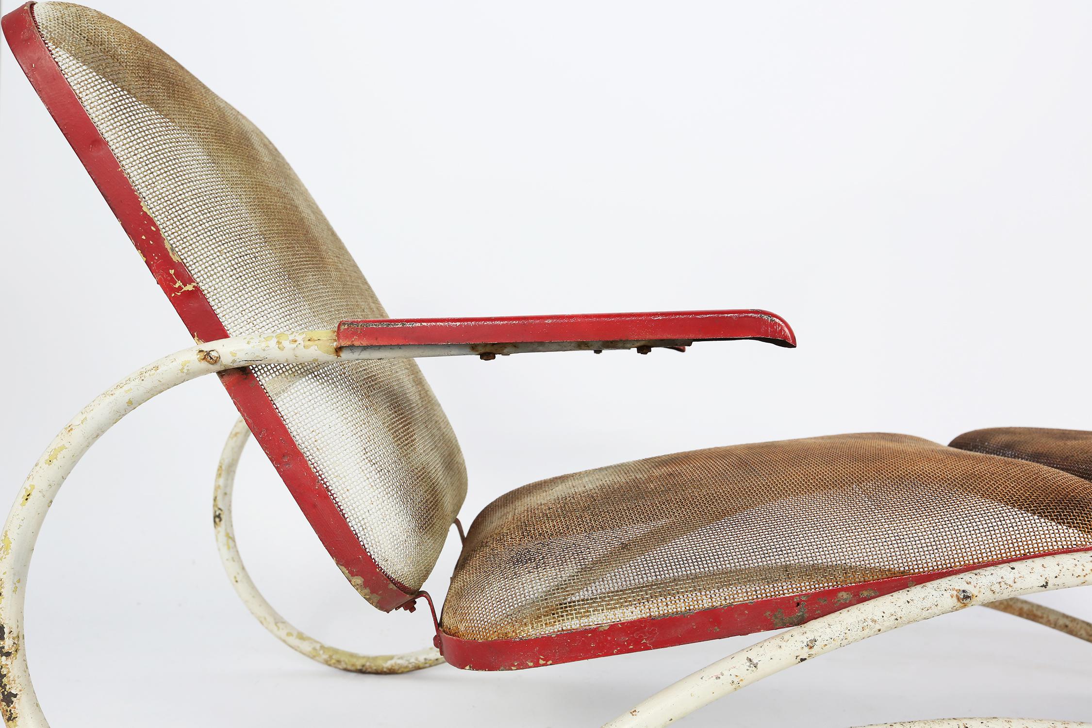 Mid-Century Modern Modernist Metal Chaise Lounge or Lounge Chair, 1940s For Sale