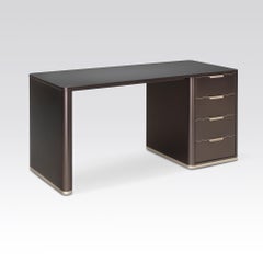 Scrivania modernista in metallo, acciaio laccato, alluminio, piano in nano-piatto, personalizzabile