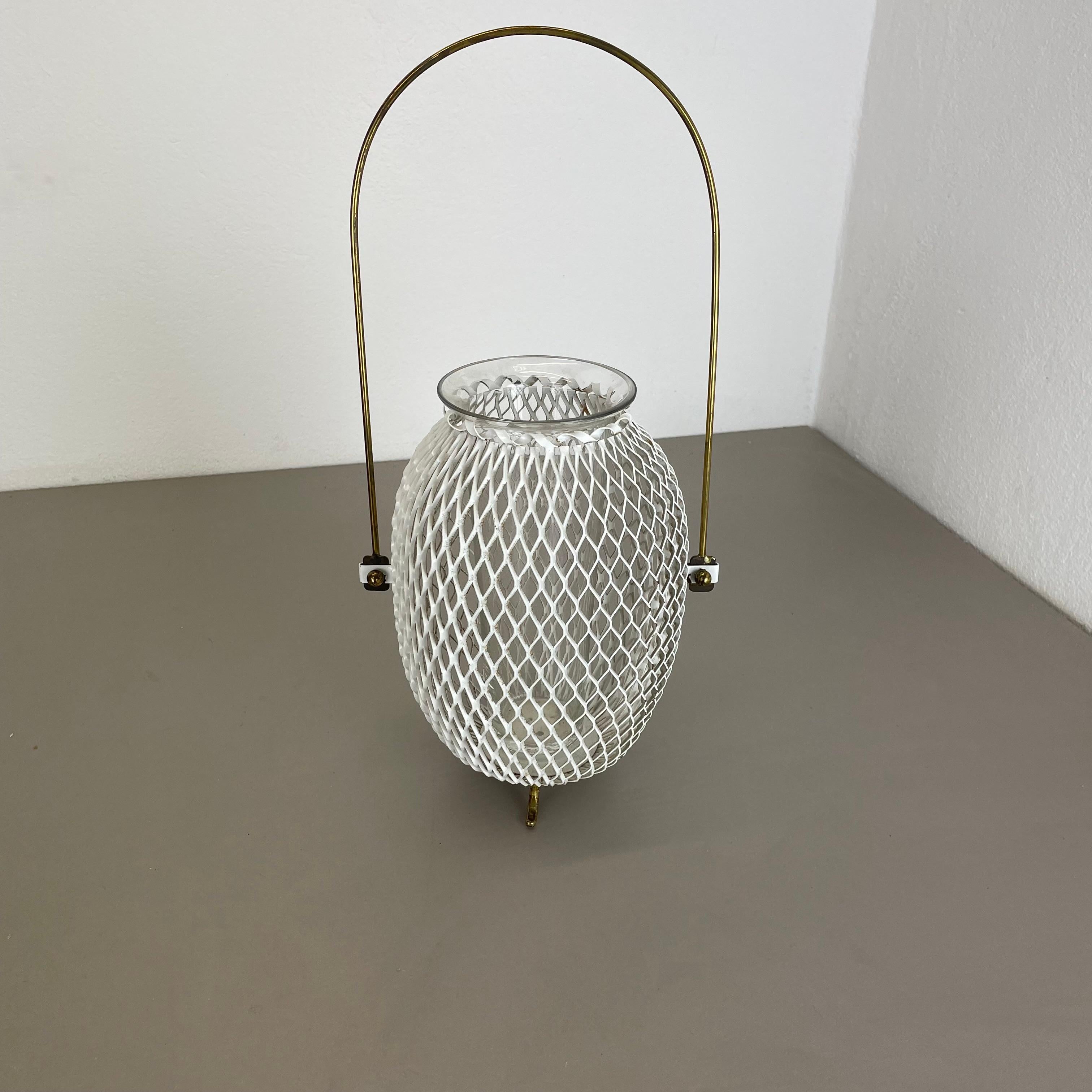 Modernistische Vasen-Blumentopf-Pflanzgefäßelement aus Metall im Mategot-Stil aus Metall, Frankreich 1950er Jahre (Französisch) im Angebot