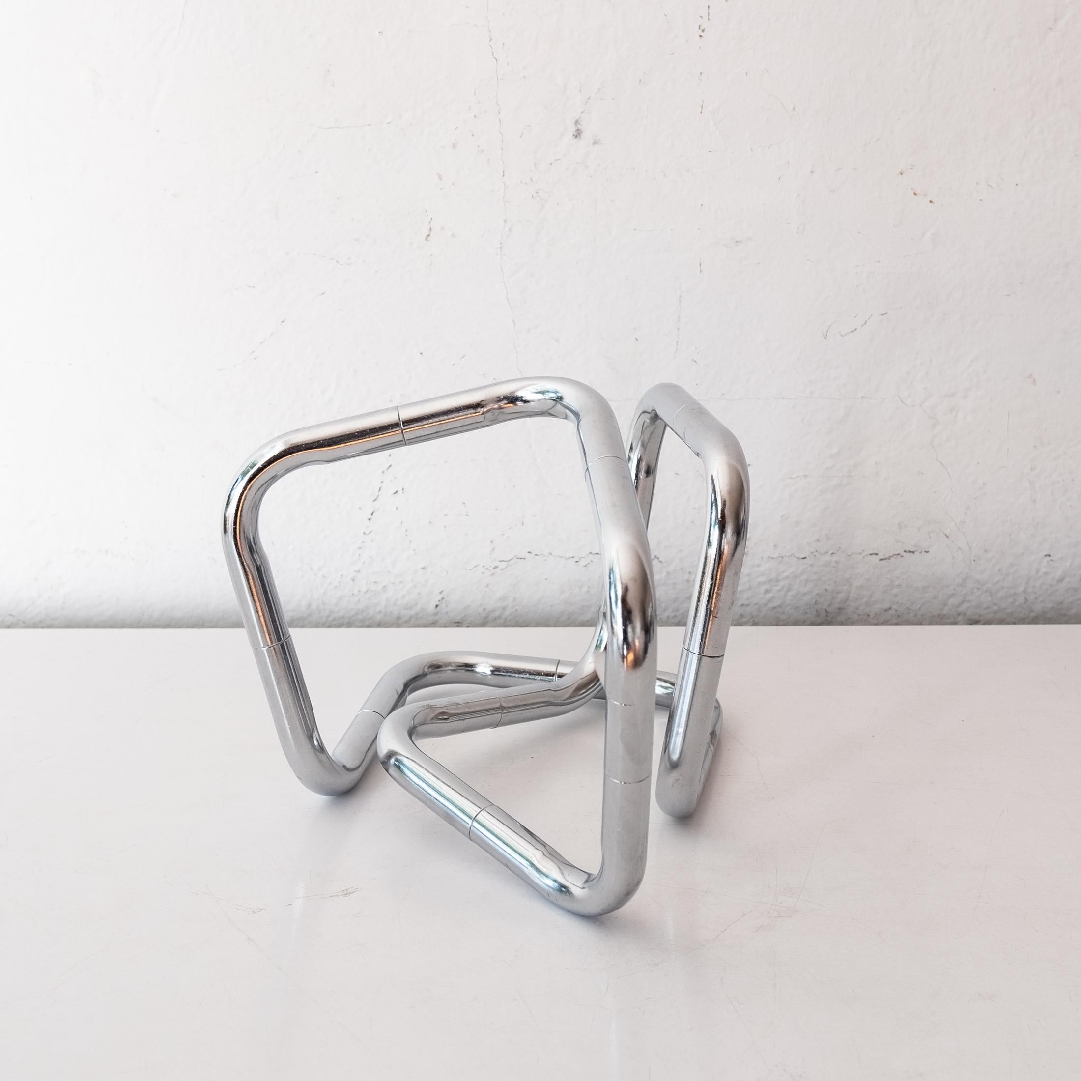 Modernist Metal Tangle Abstract Kinetic Sculpture In Good Condition In San Diego, CA