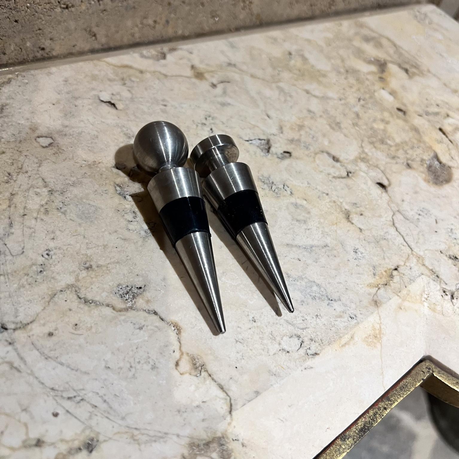 Modernist Metal Wine Bottle Stopper Set of Two In Good Condition In Chula Vista, CA