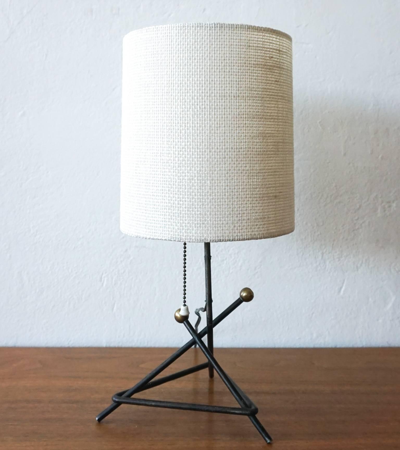 Mid-Century Modern Modernist Mexican Iron and Brass Table Lamp For Sale