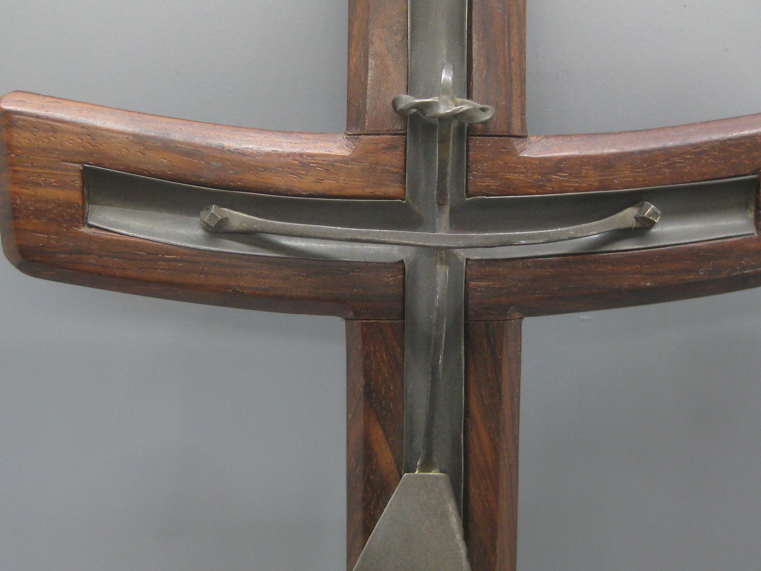 Modernist Mexican Taxco Sterling Silver Rosewood Crucifix Cross Sculpture Mexico In Good Condition For Sale In San Diego, CA