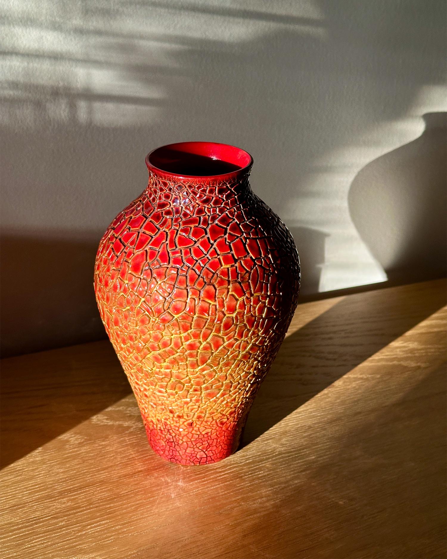 Mid-Century moderno Vaso modernista della metà del XX secolo Zsolnay Eosin Crackle Ungheria c1960 in vendita