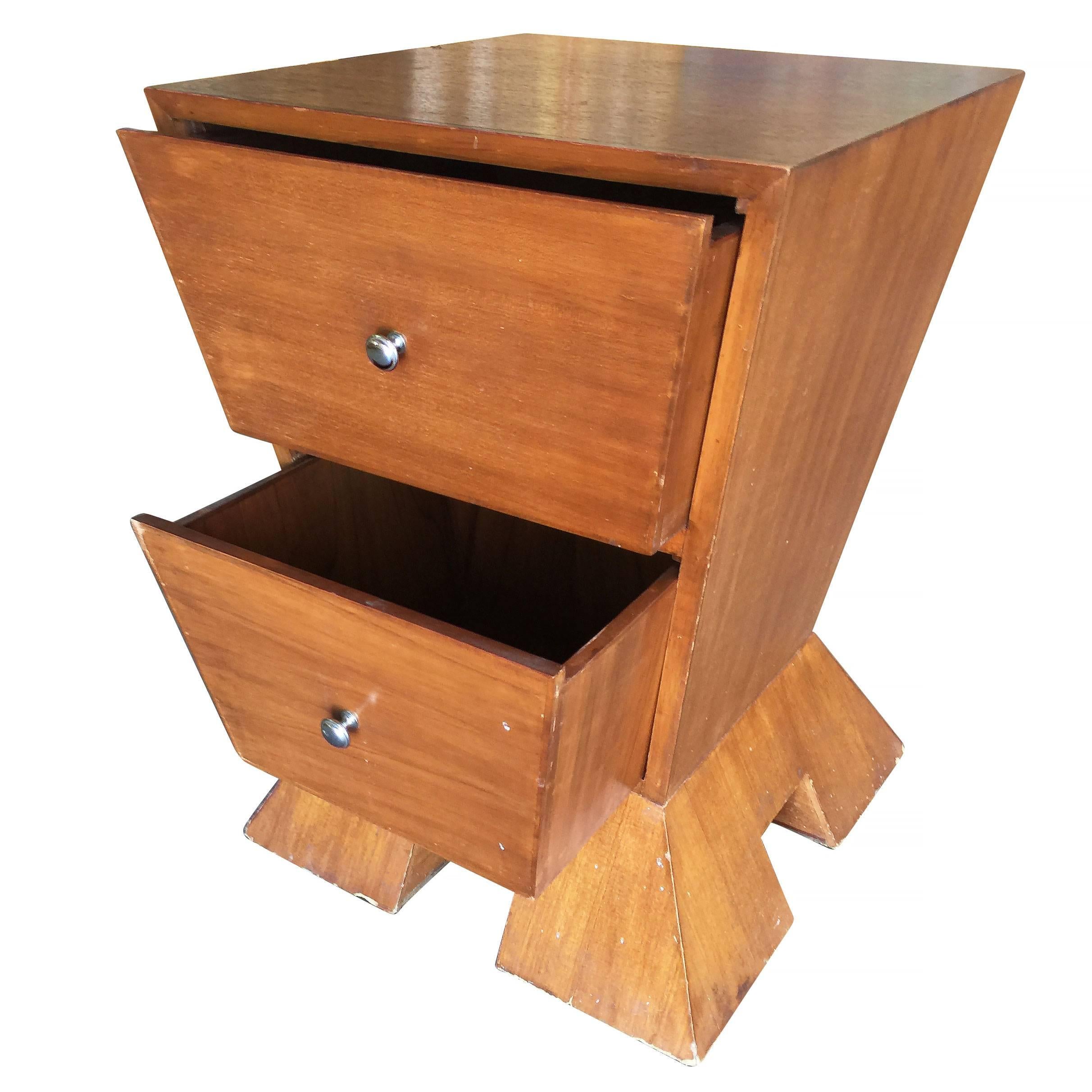 Modernist Midcentury Inverted Triangle Bedside Table In Good Condition For Sale In Van Nuys, CA