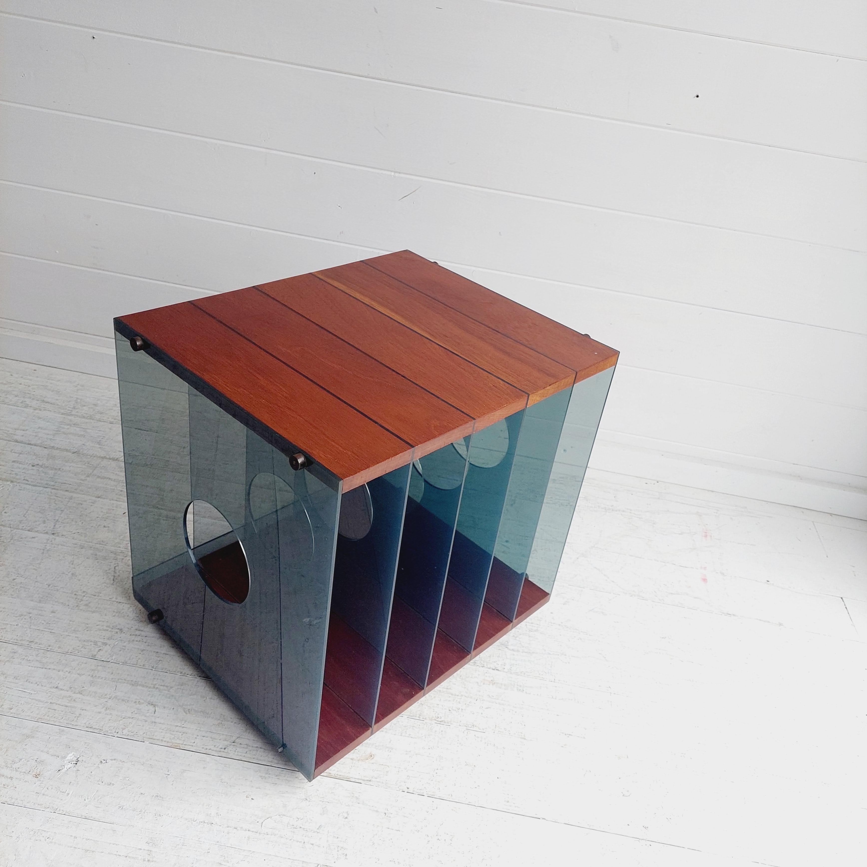 Modernist Mid Century Teak and lucite Lp Vinyl storage holder box, 70s 6