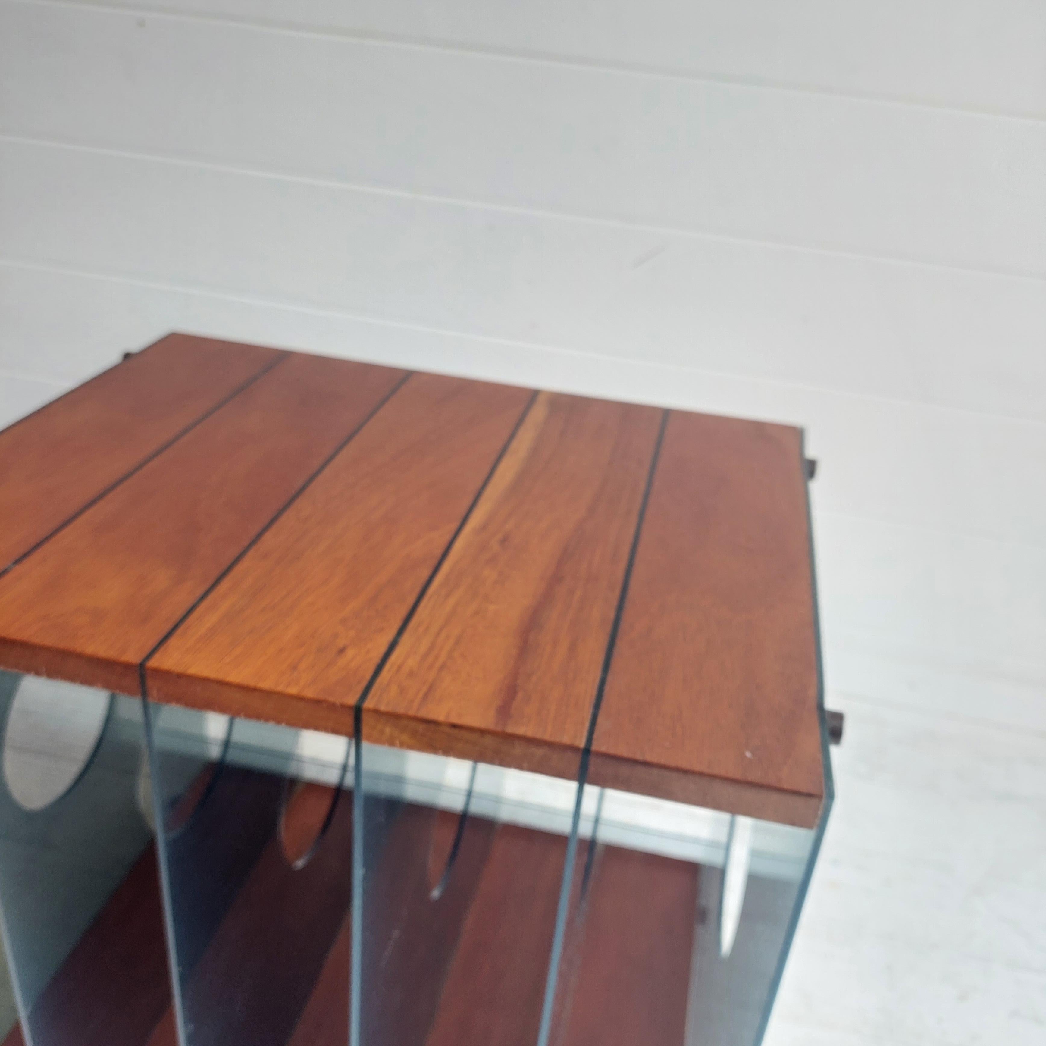 Modernist Mid Century Teak and lucite Lp Vinyl storage holder box, 70s In Good Condition In Leamington Spa, GB