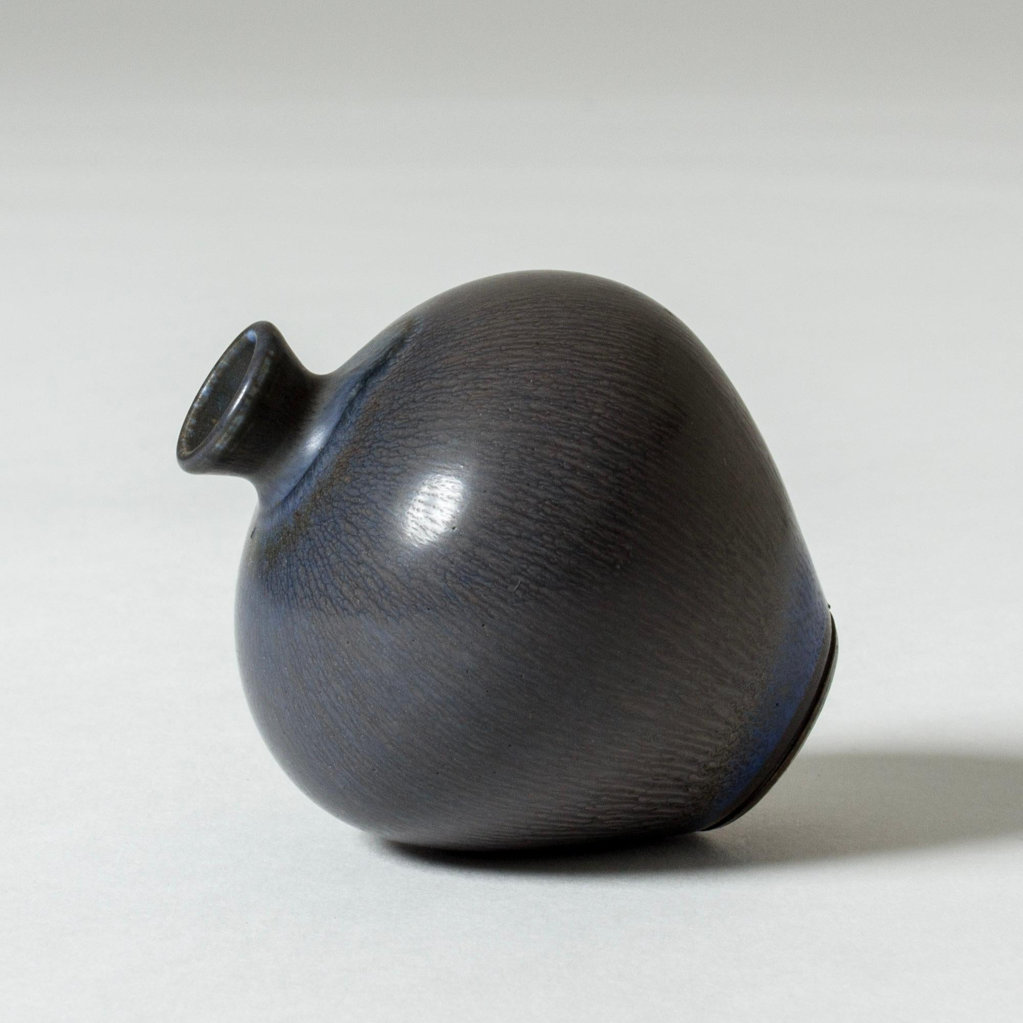 Scandinavian Modern Modernist Miniature Stoneware Vase by Berndt Friberg, Gustavsberg, Sweden, 1950s For Sale