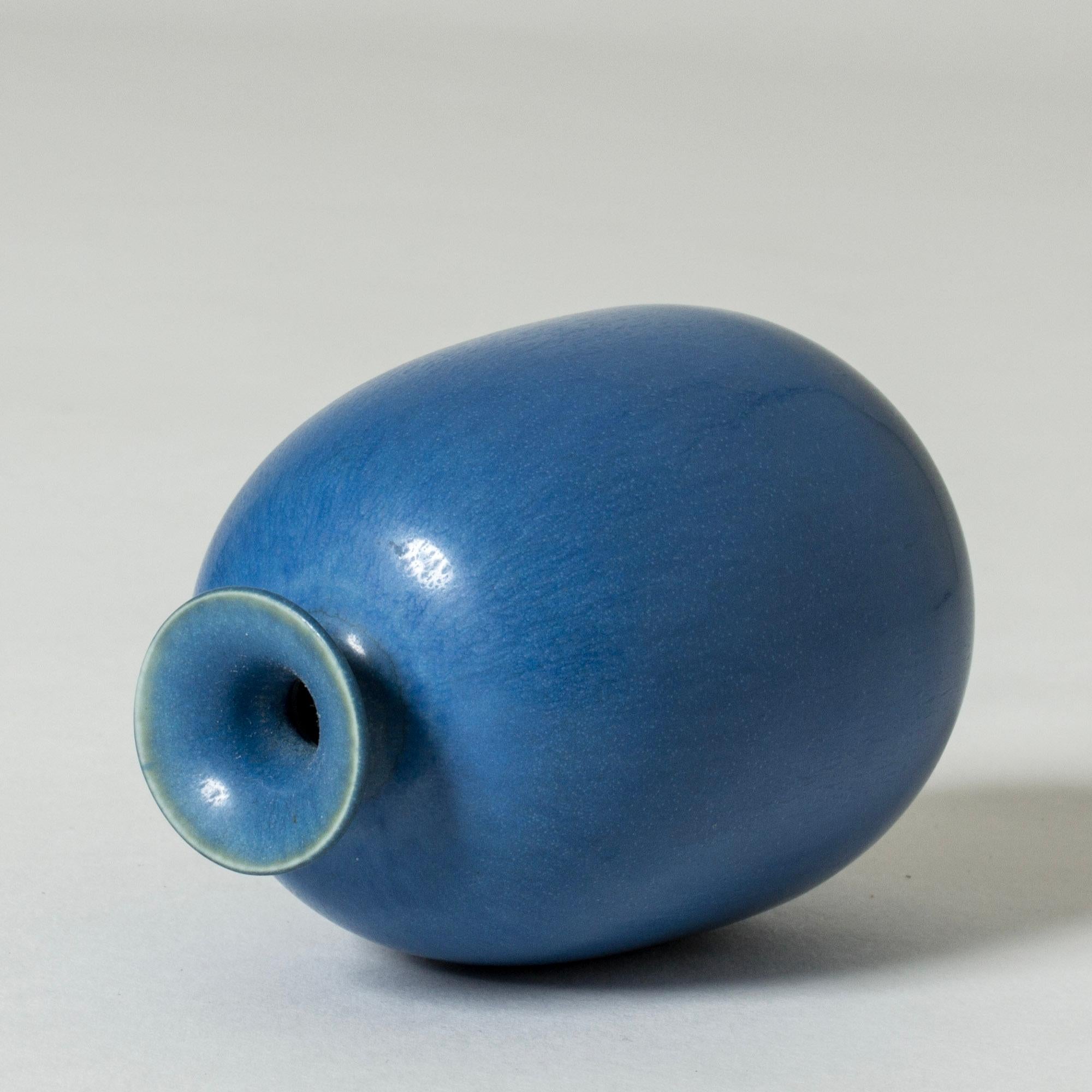 Swedish Modernist Miniature Stoneware Vase by Berndt Friberg, Gustavsberg, Sweden, 1950s
