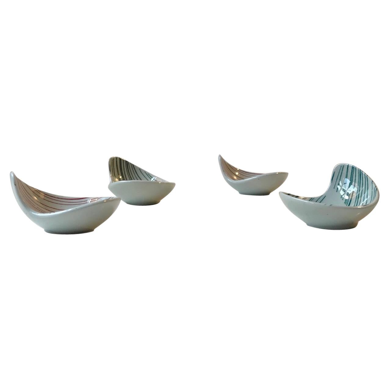 Modernist Miniature's, Kidney Shaped Bowls from Nymolle, Denmark, 1960s For Sale