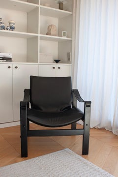 Modernist, Minimal Sling-Style Leather Armchair in an Italian Modernist Style