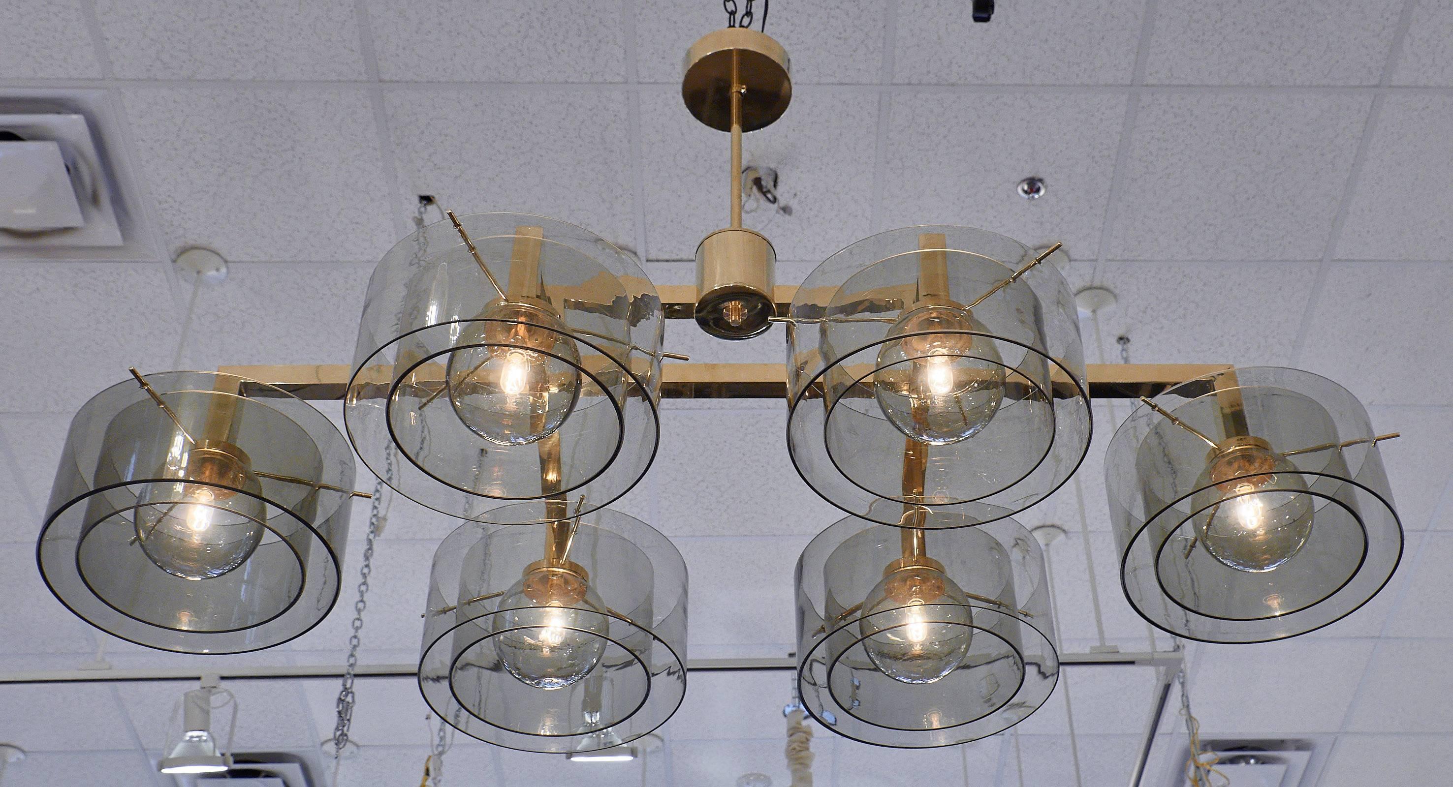 Modernist Murano Chandelier For Sale 1