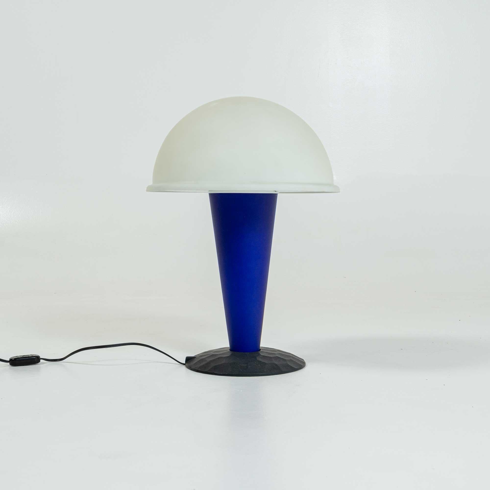 Lampe de table moderne de Ron Rezek, vers les années 1980. Également connue sous le nom de 