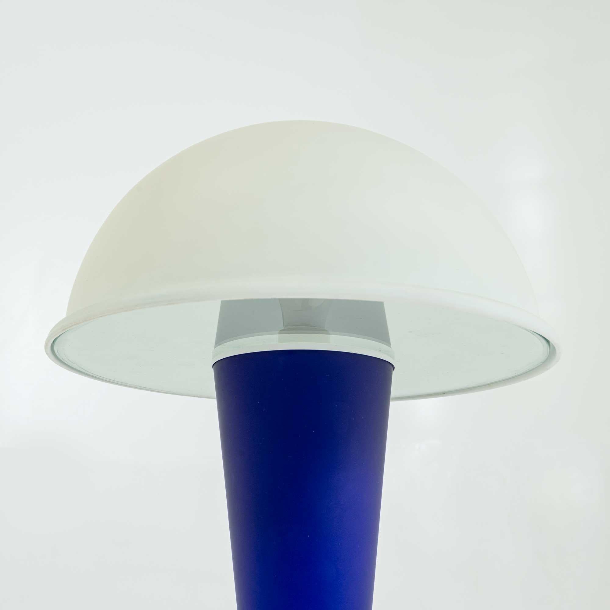 Modernist Mushroom Table Lamp by Ron Rezek In Good Condition For Sale In Seattle, WA