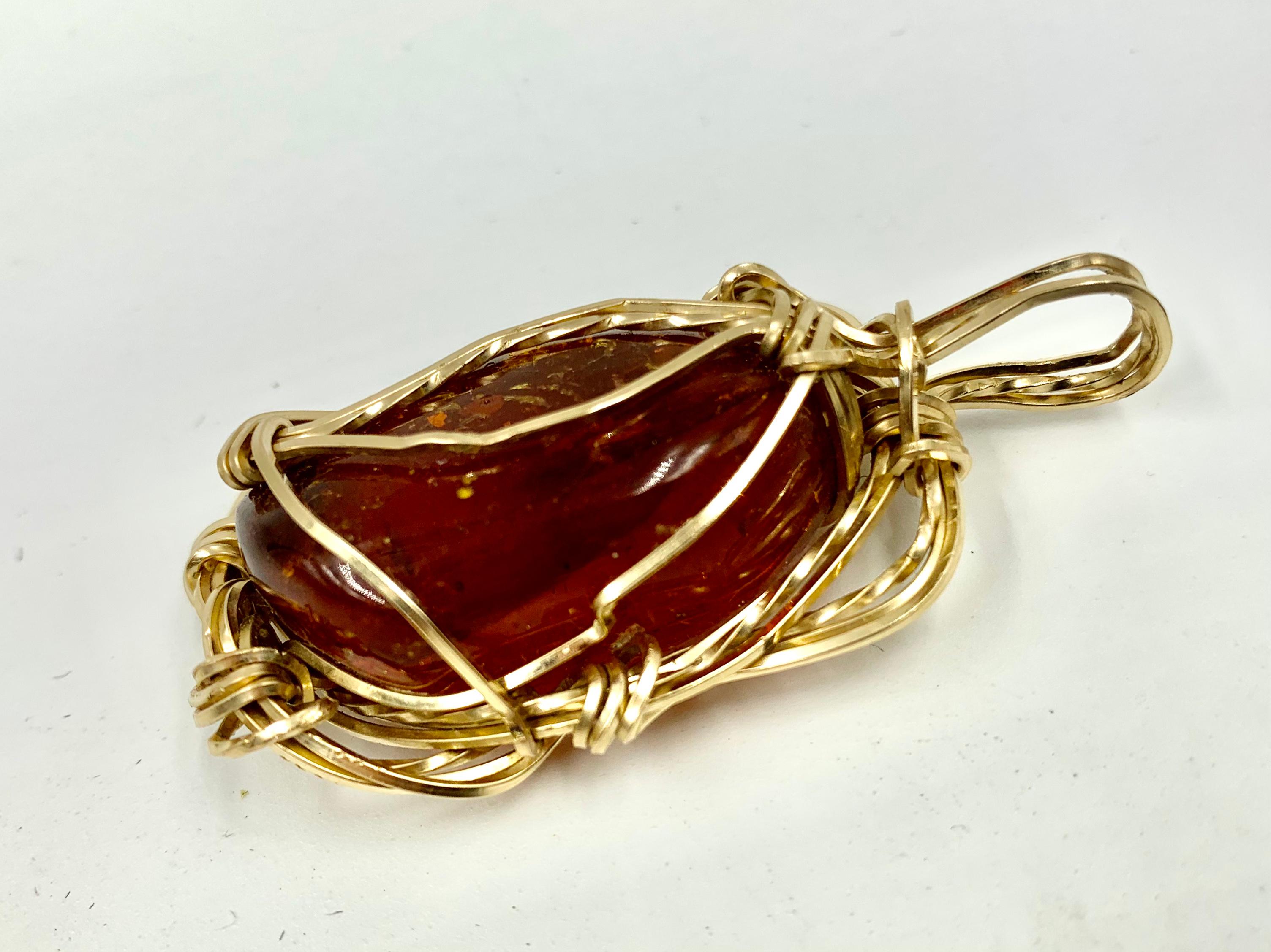 Tumbled Large Natural Amber Specimen 14K Yellow Gold Pendant For Sale