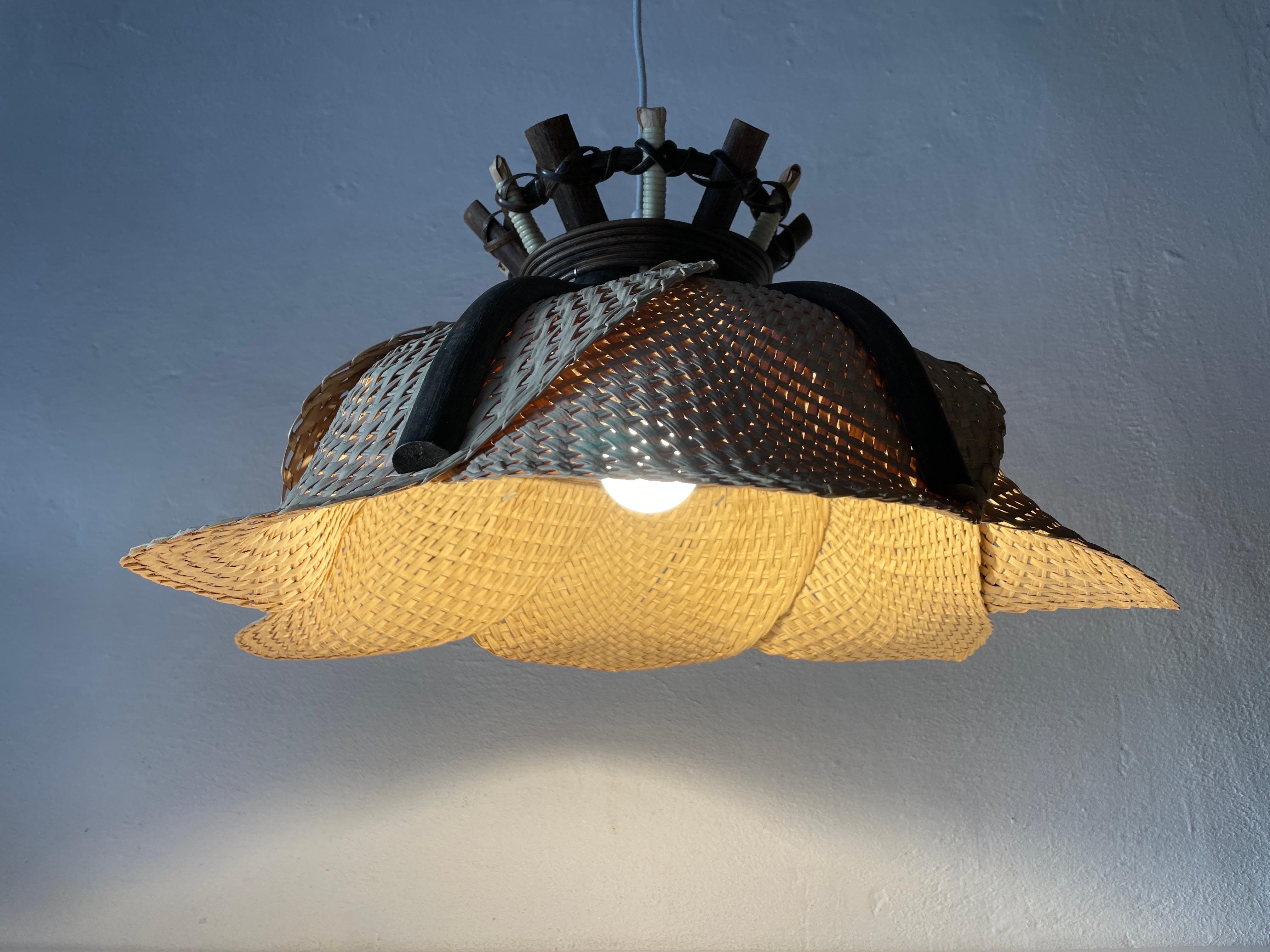 Modernist Natural Wicker Pendant Lamp, 1960s Germany For Sale 6
