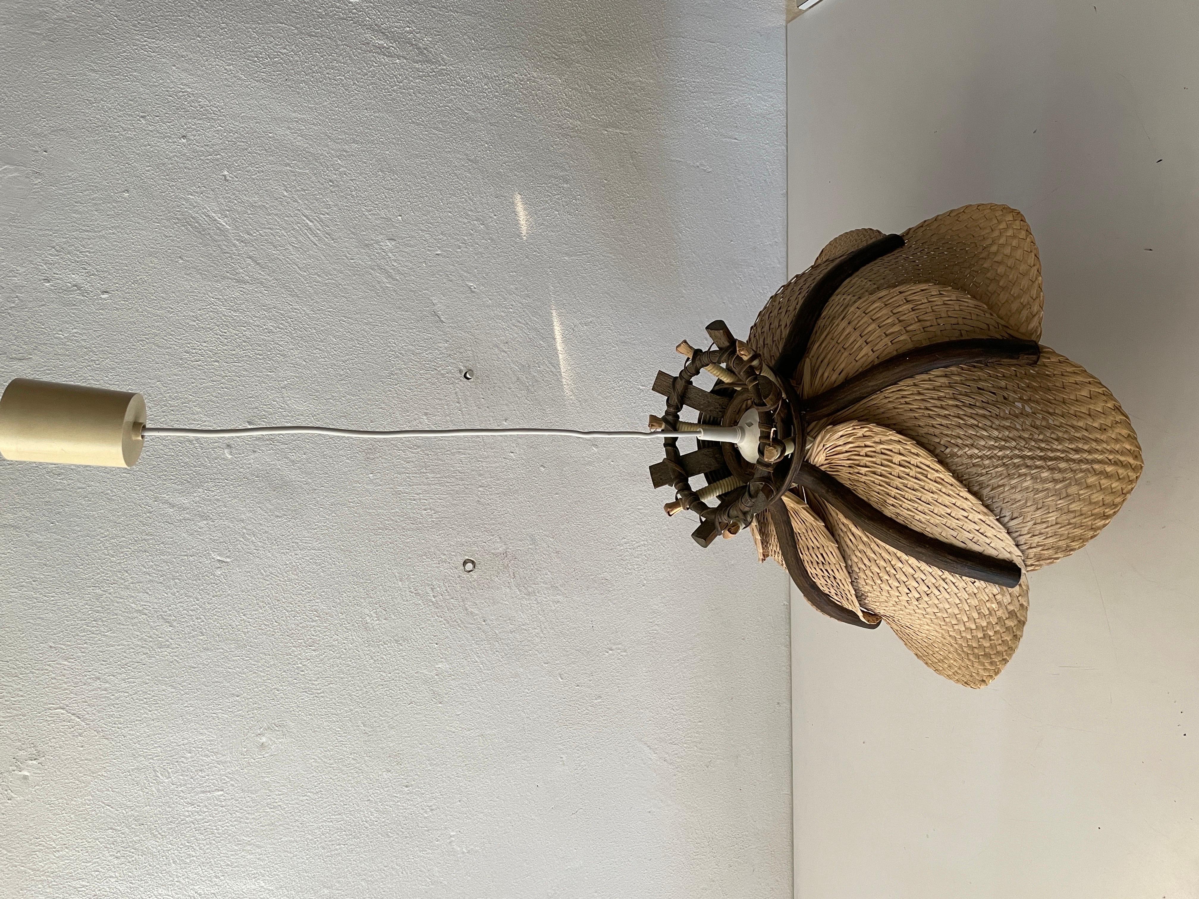 Modernist Natural Wicker Pendant Lamp, 1960s Germany In Good Condition For Sale In Hagenbach, DE