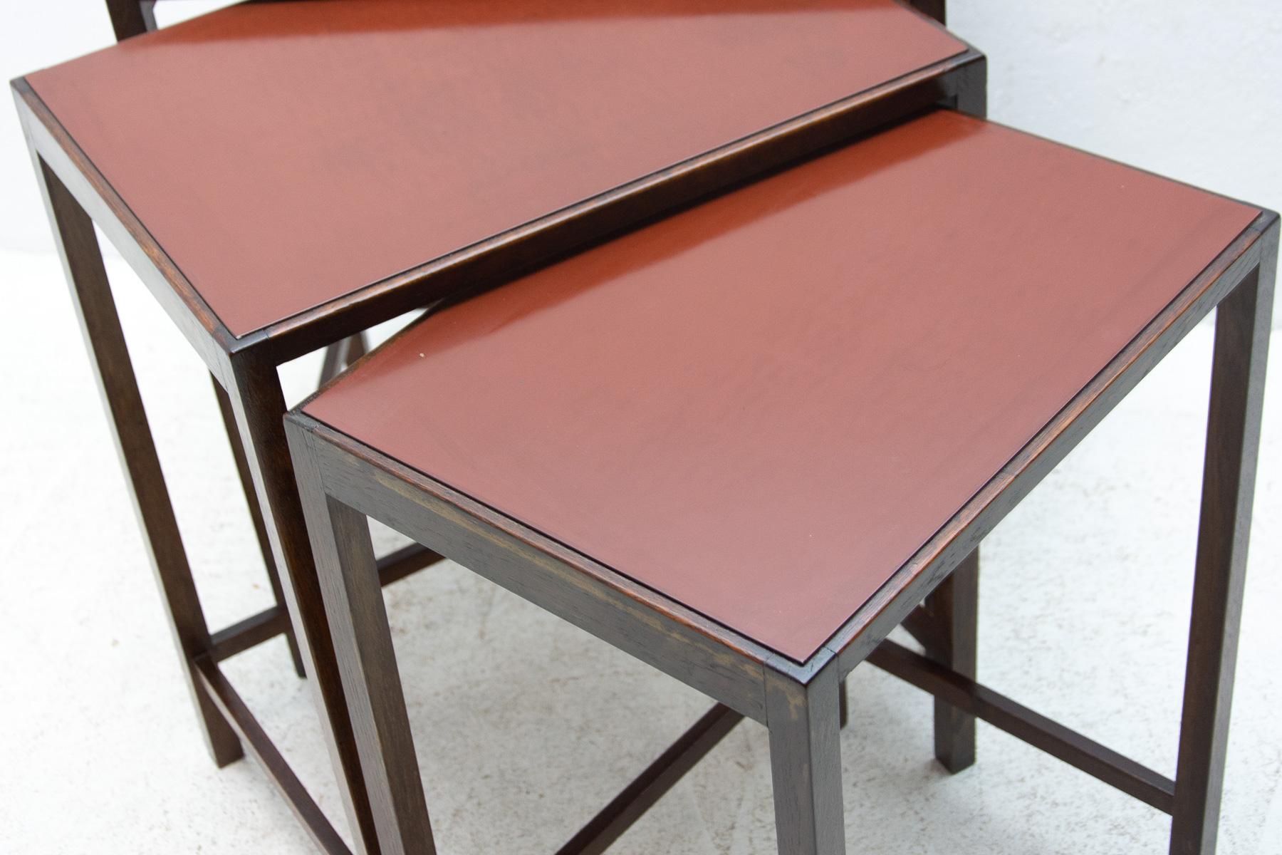 Art Deco Modernist Nesting Tables H-50 Designed by Jindrich Halabala, Set of 3 For Sale