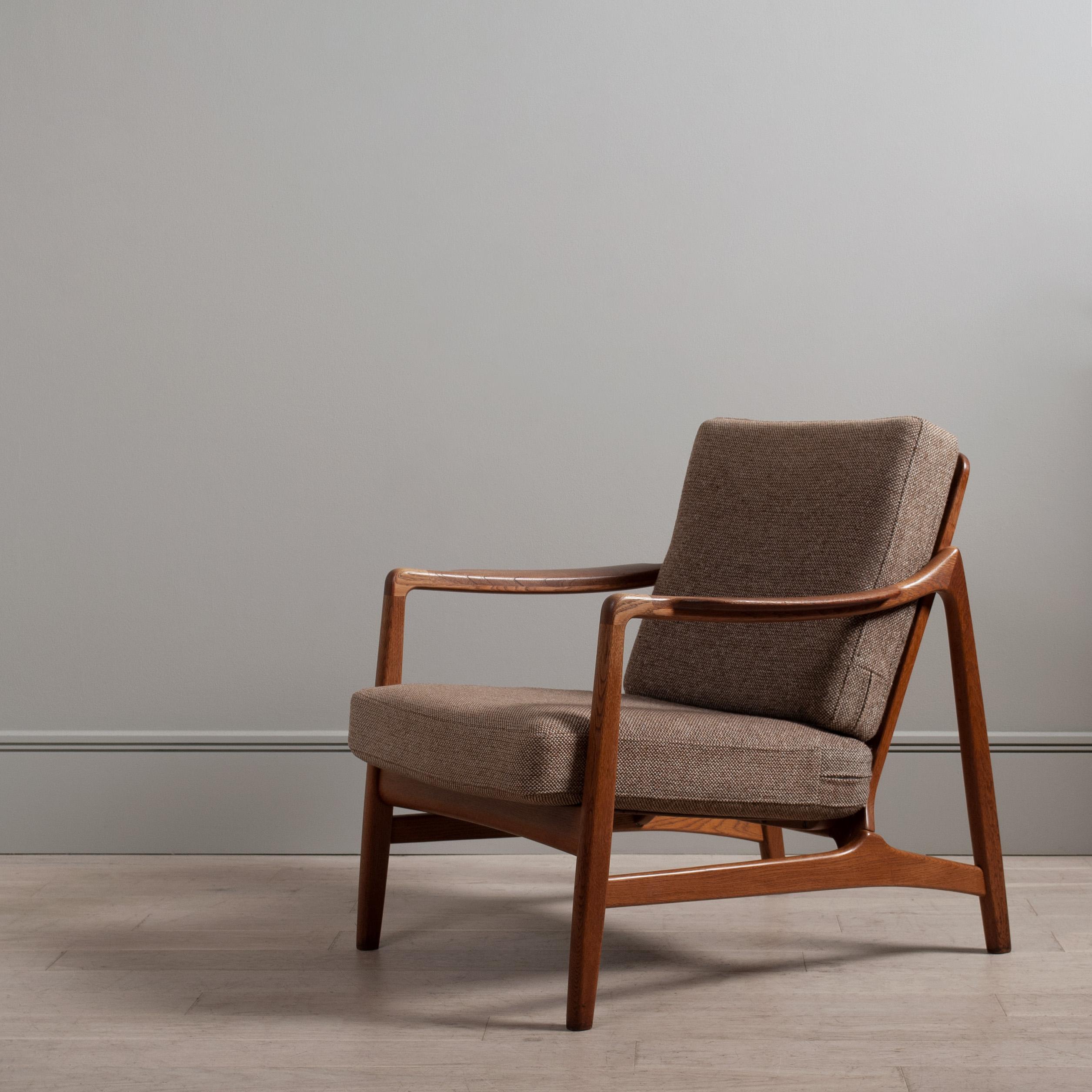 Danish Modernist Oak Lounge Chair, Tove & Edvard Kindt Larsen For Sale