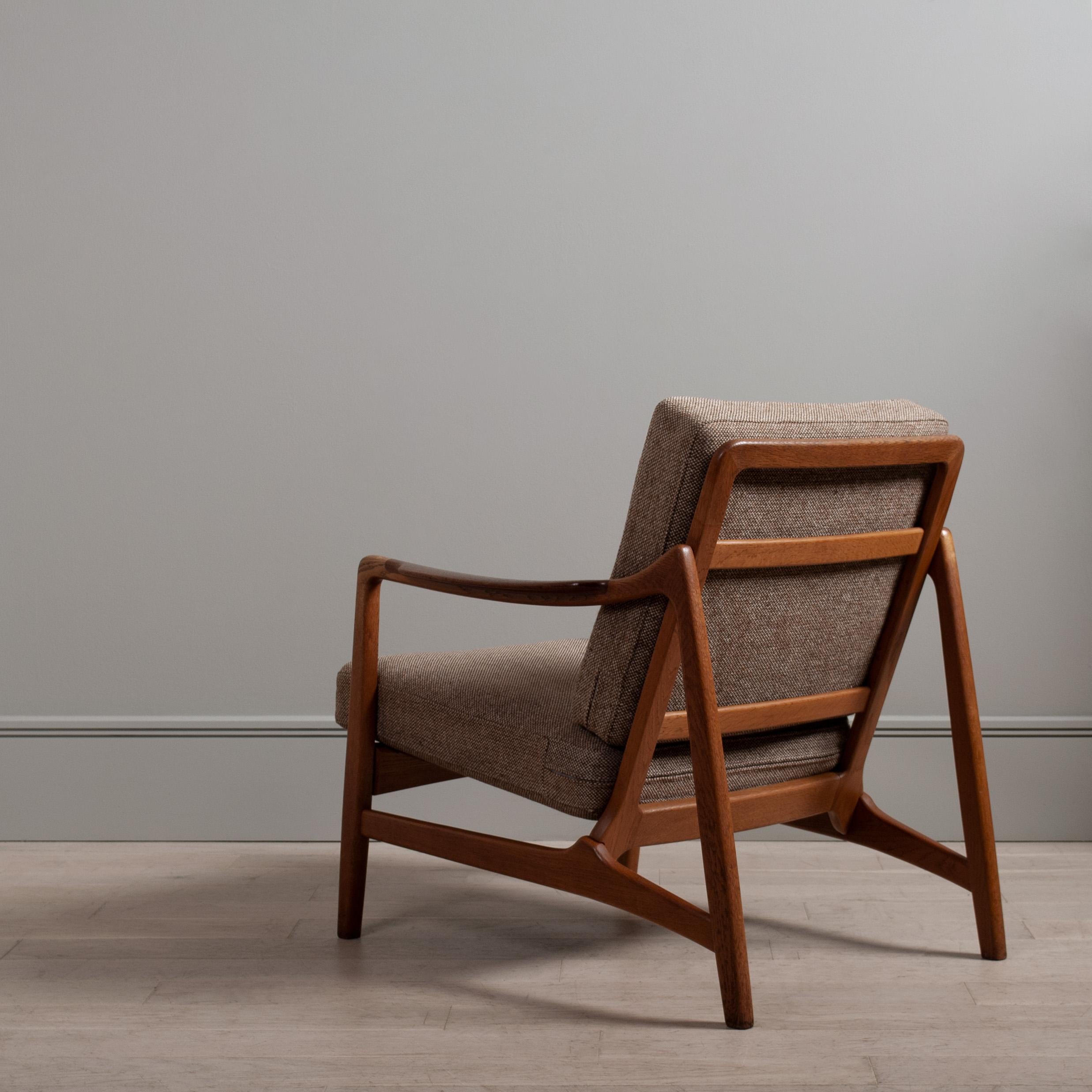 Modernist Oak Lounge Chair, Tove & Edvard Kindt Larsen In Good Condition For Sale In London, GB
