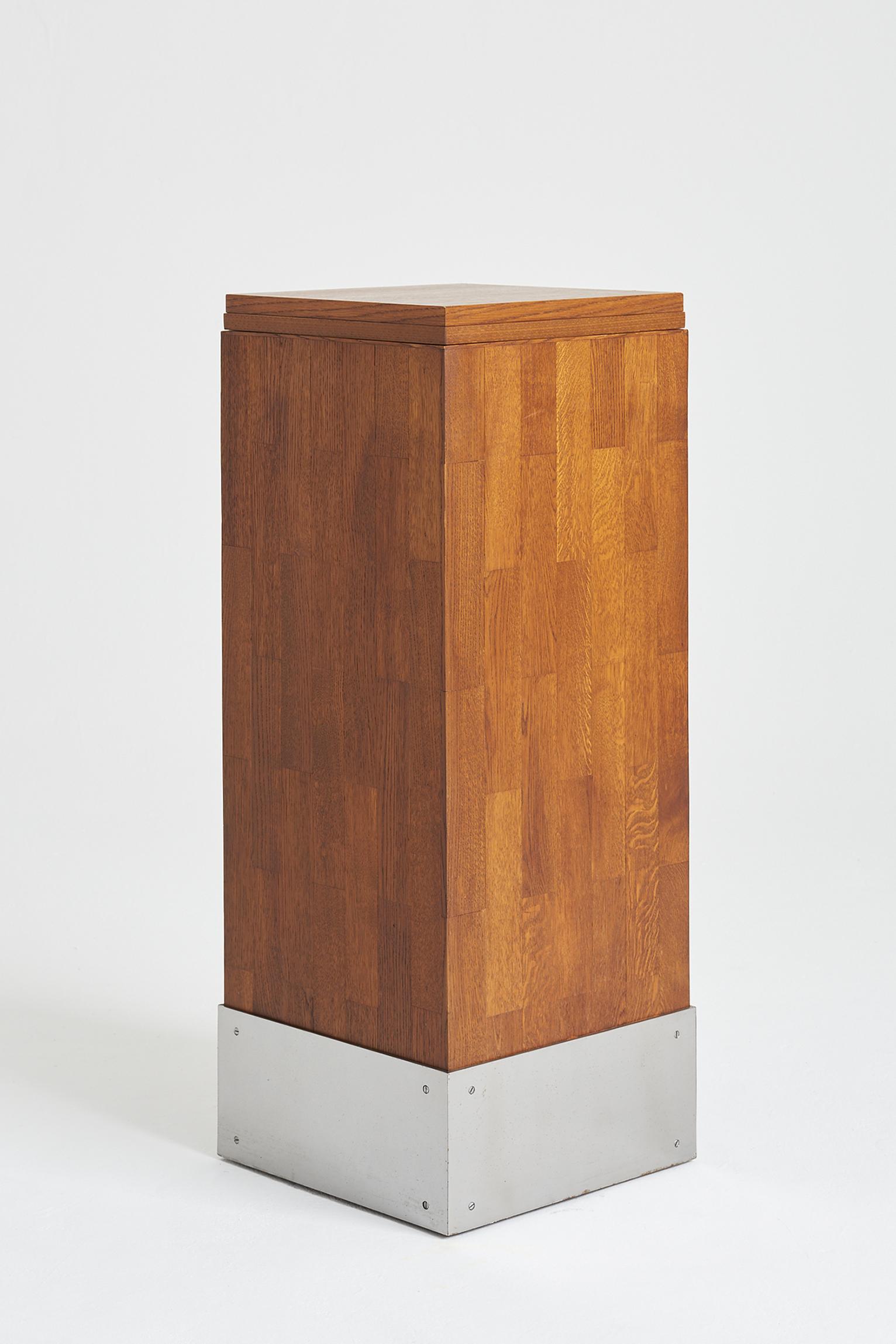 Modernist Oak Pedestal In Good Condition In London, GB