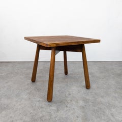 Tavolino modernista in rovere di Jan Vaněk per Krásná Jizba