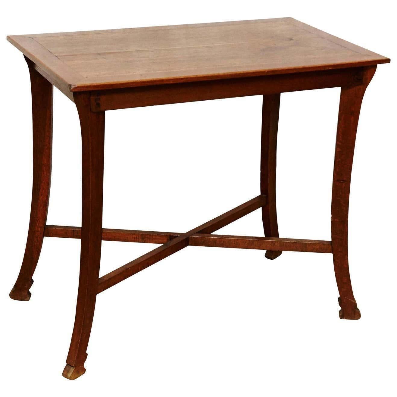 Table designed and manufactured by Thonet, circa 1930.
Manufactured in Germany.

In original condition, with minor wear consistent of age and use, preserving a beautiful patina, it has some restaurations.

Measures: H 79cm x W 89cm x D 53cm.