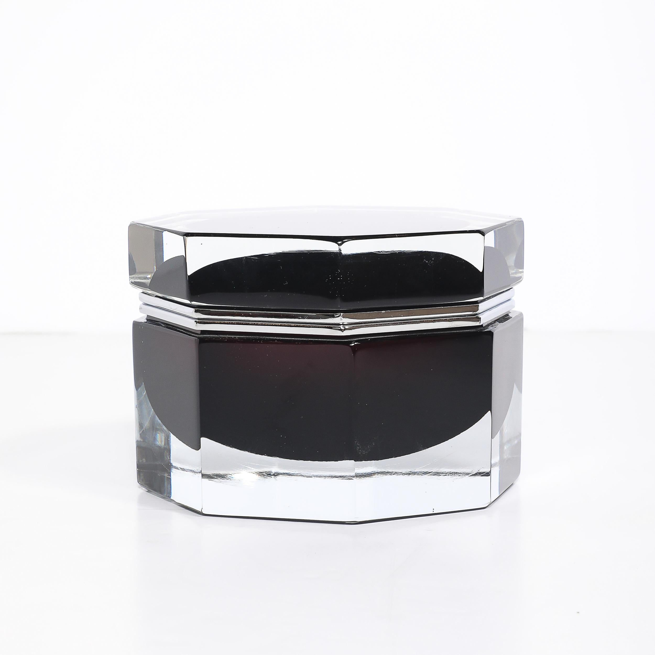 Boîte octogonale moderne en verre de Murano soufflé à la main, grenat noirci, avec nickel en vente 3