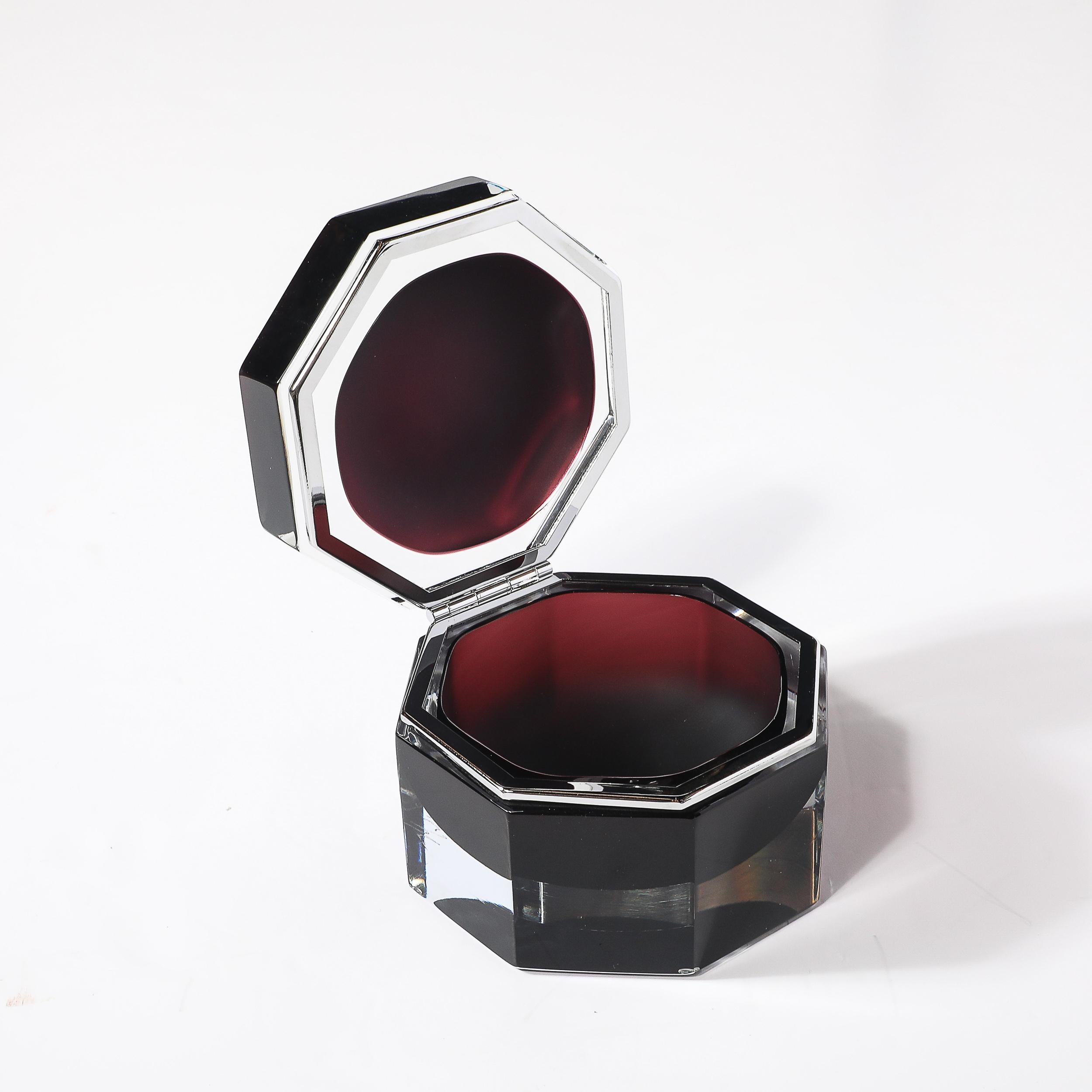 XXIe siècle et contemporain Boîte octogonale moderne en verre de Murano soufflé à la main, grenat noirci, avec nickel en vente